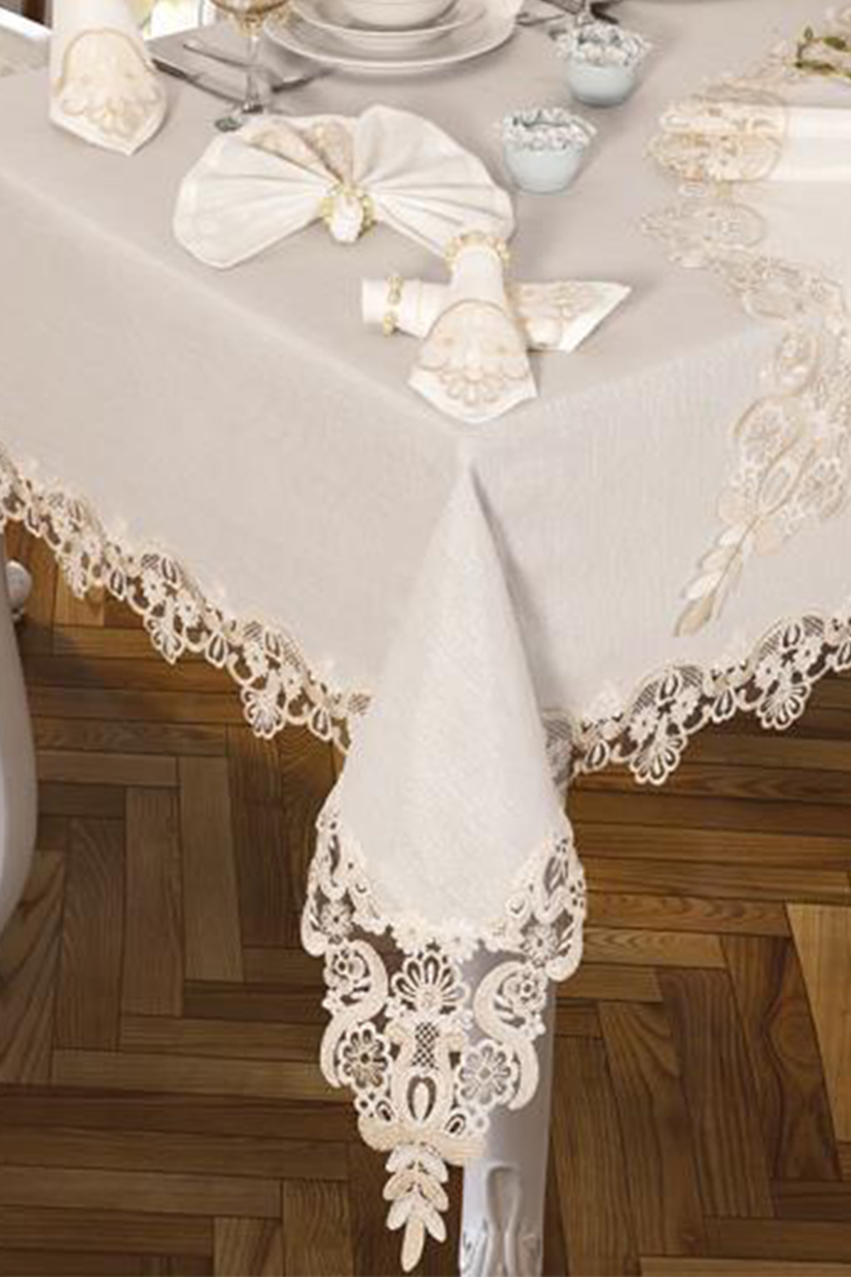 Picture of Neslihan Masa Örtüsü 160x260 Cm 26 Parça Krem