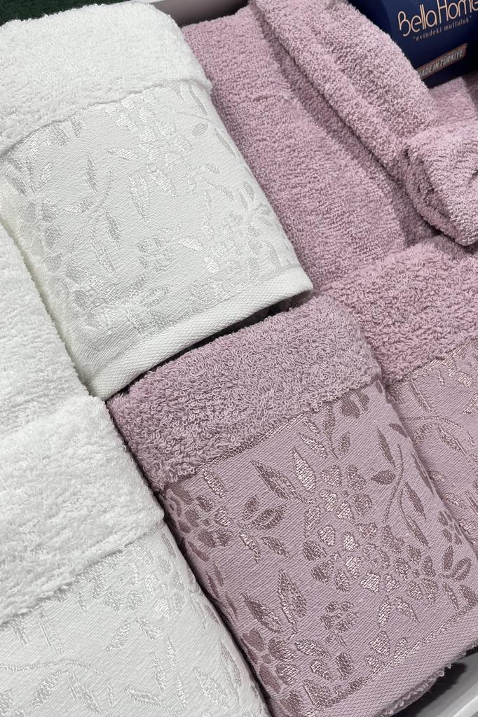 Picture of Platin Jakarlı 10 Parça Aile Bornoz Takımı Krem Mürdüm