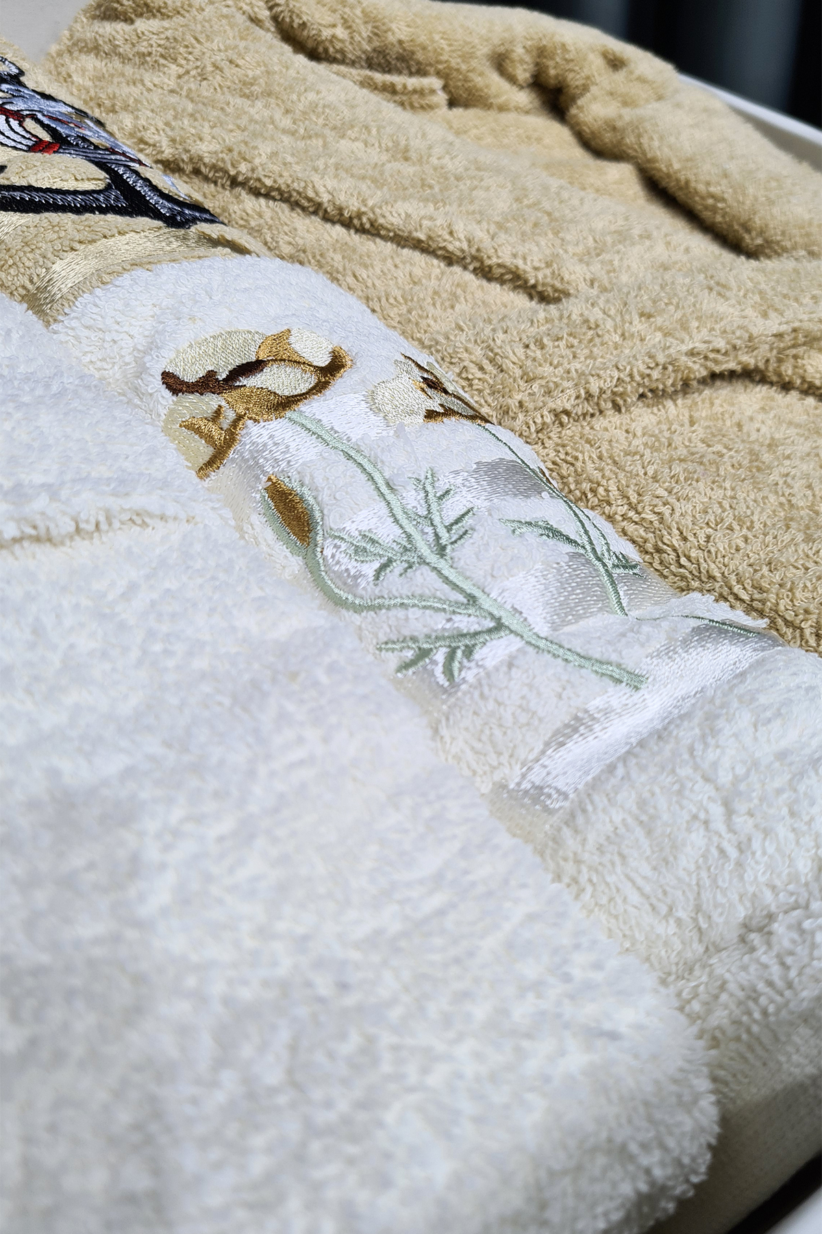 Picture of Çeyizlik Aile Bornoz Seti 4 Parça Krem Cappucino