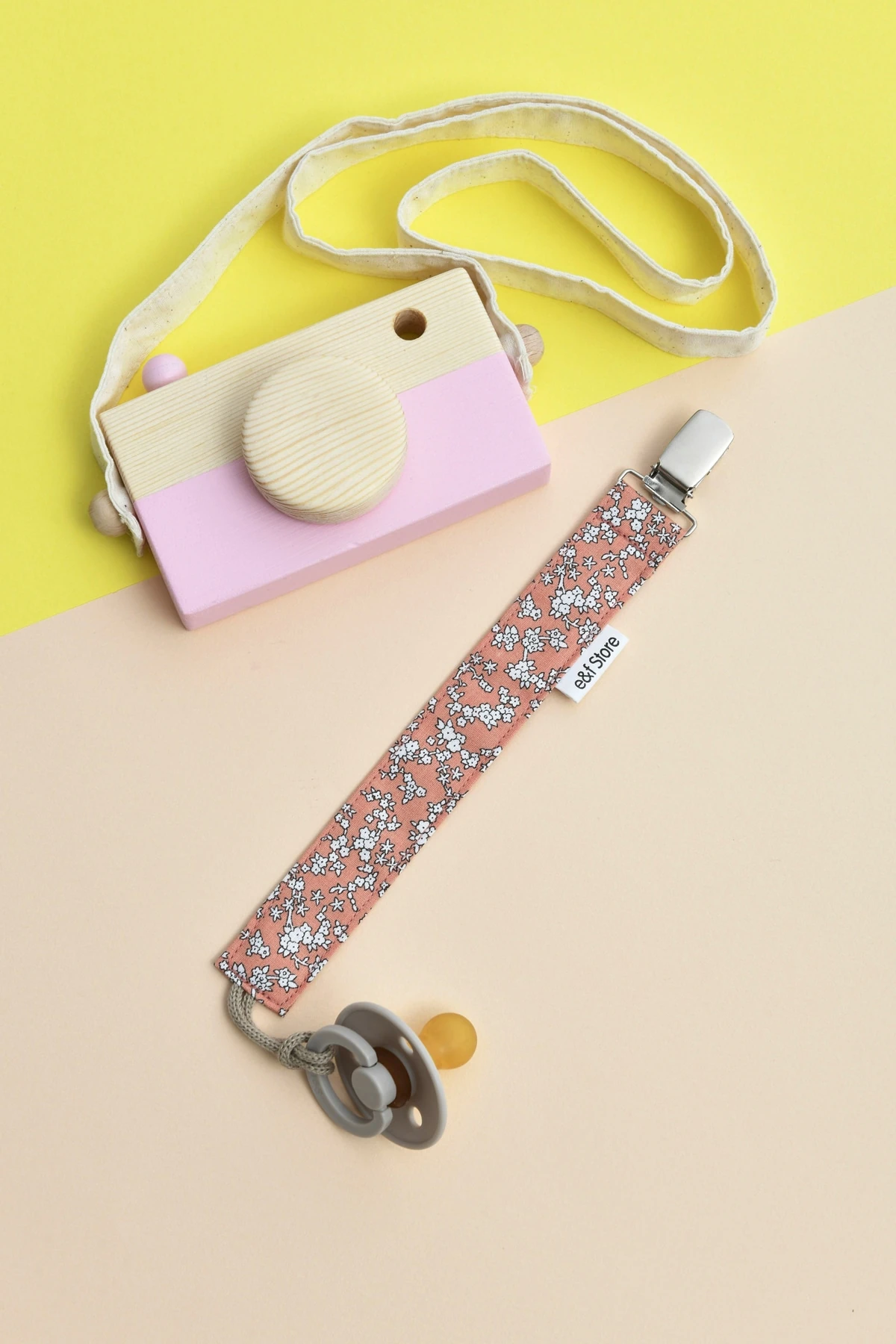 Picture of İkinci Şans - 3'lü Emzik Askısı Seti - Çizgili Çiçekli