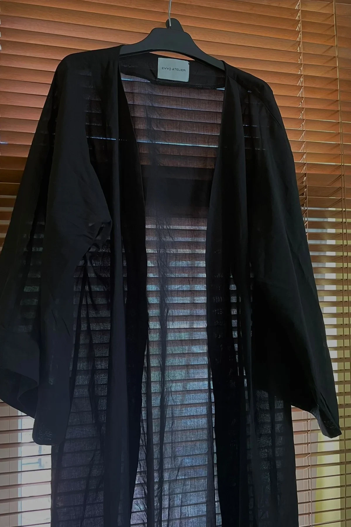 Picture of Black Linen Kimono