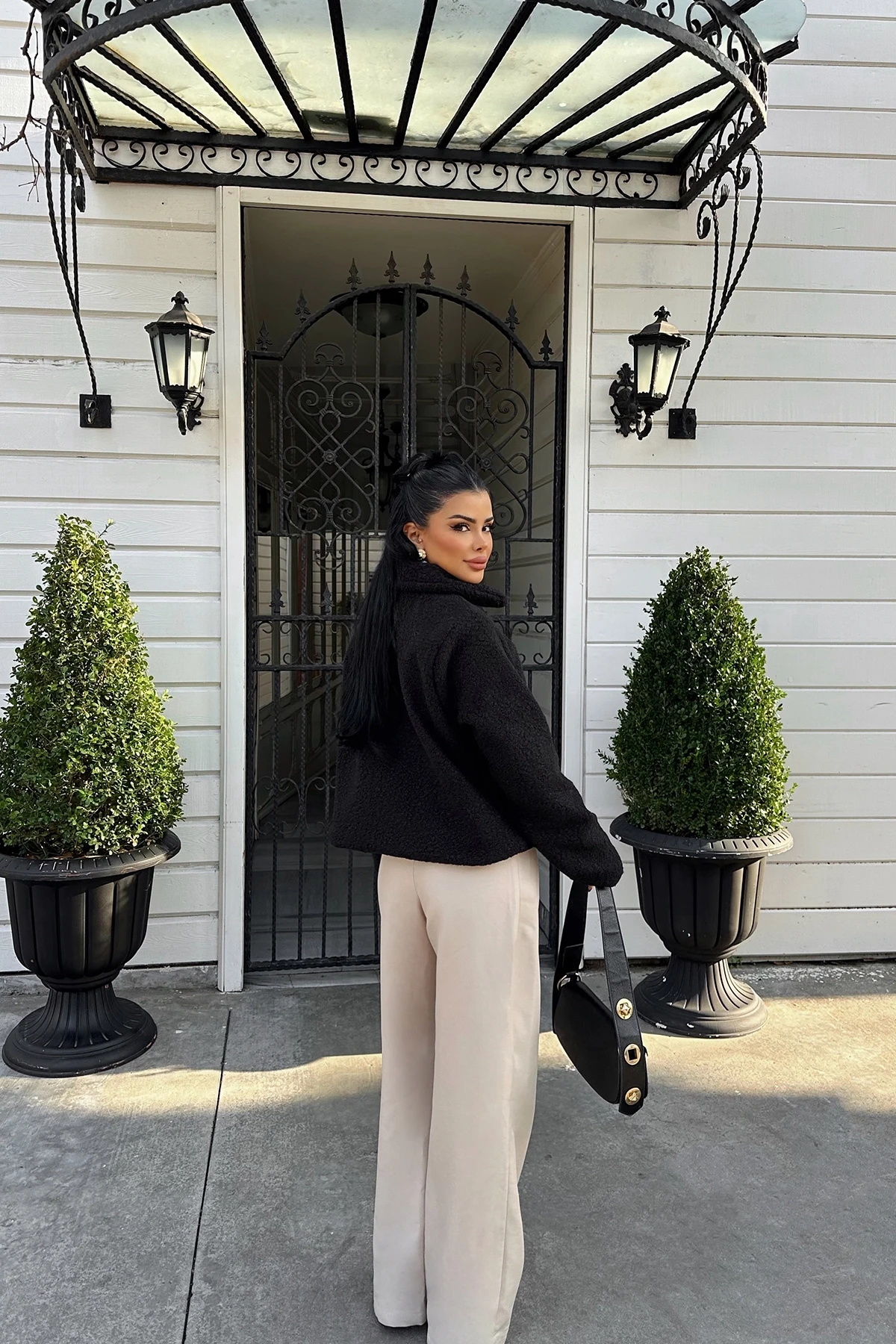 Picture of Coretta Black Jacket