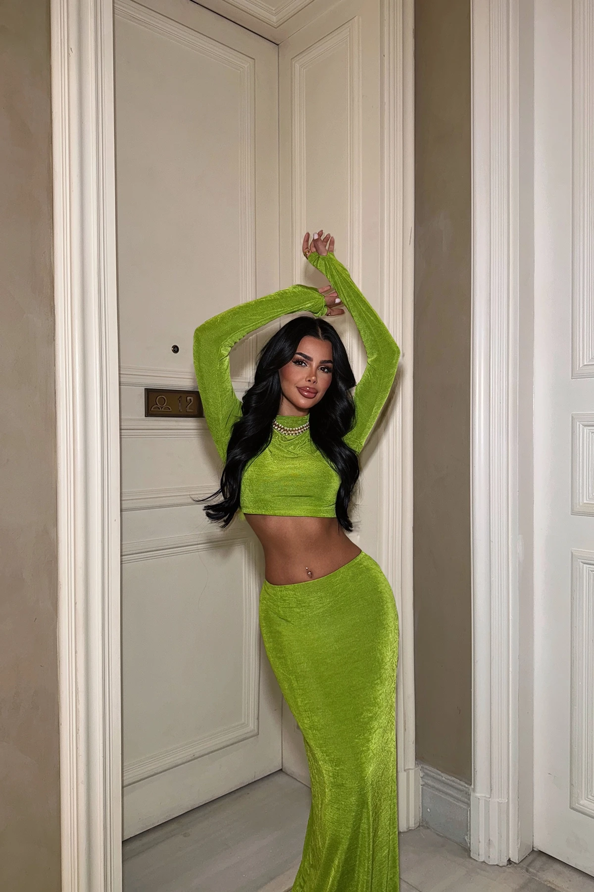 Picture of Green Skirt Suit