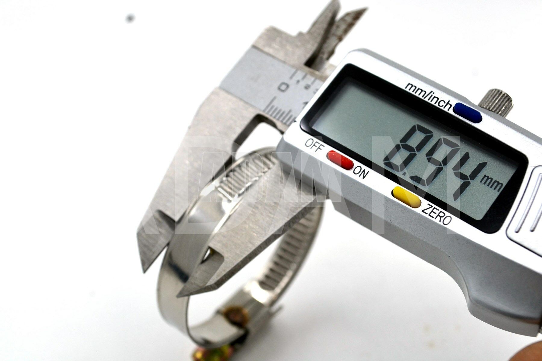 Picture of 08*12 Paslanmaz Çelik Hortum Boru Tesisat Kelepçesi 1Adet