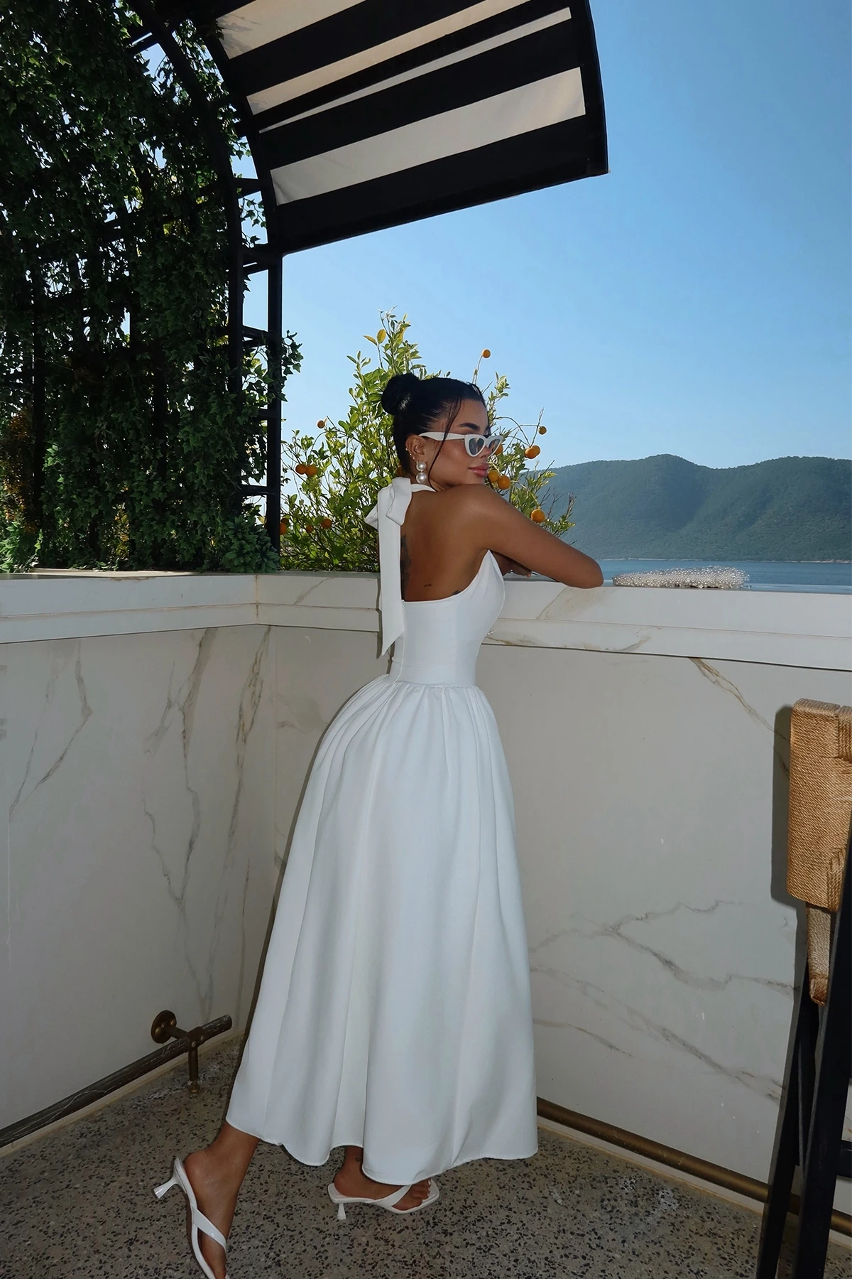 Picture of White Ballerina Pearl Bow Detail Dress