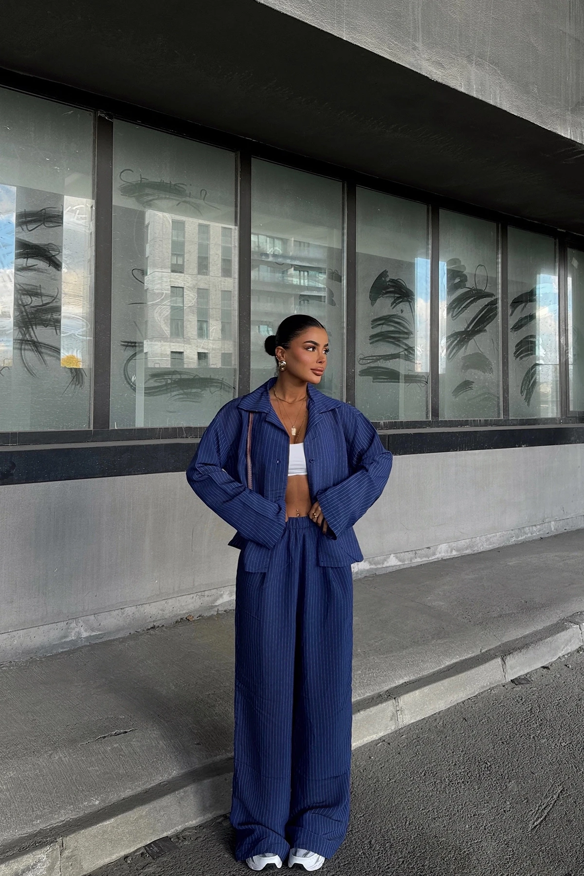 Picture of Navy Blue Trousers Suit