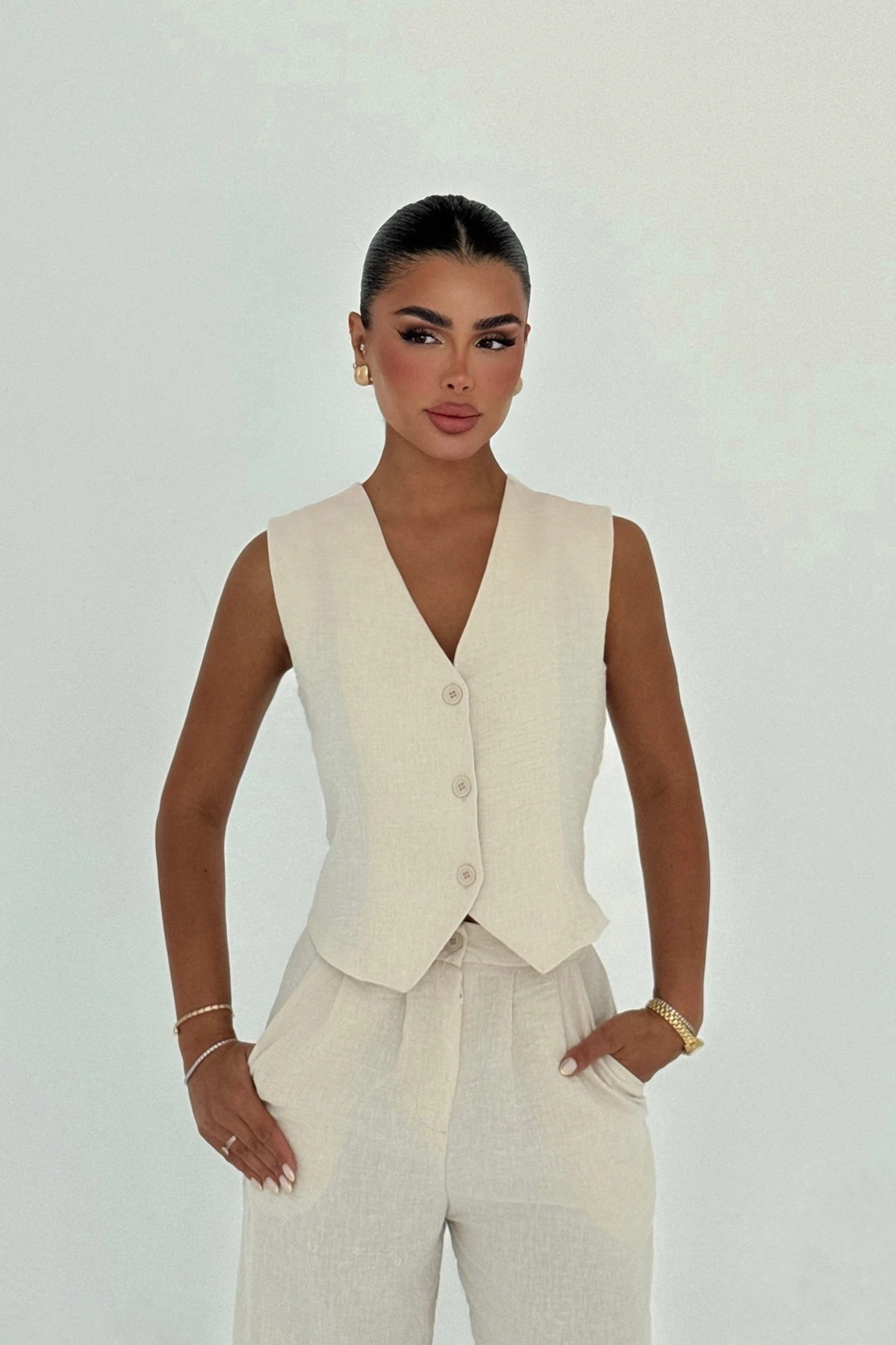 Picture of Cream Trouser Suit