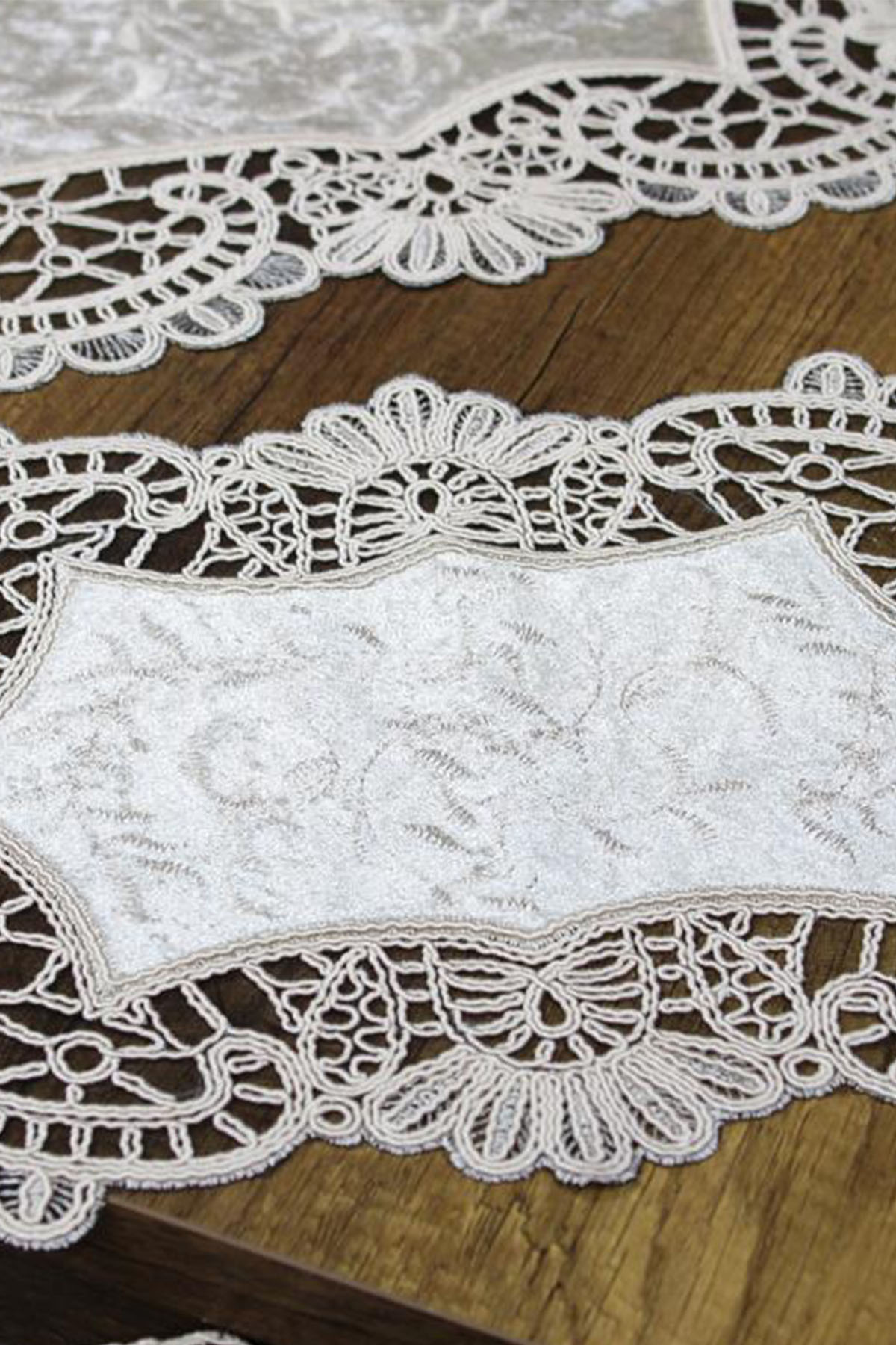 Picture of Suman Kordone Lüx Kadife Nakışlı 5 Parça Salon Takımı Siyah Cappucino