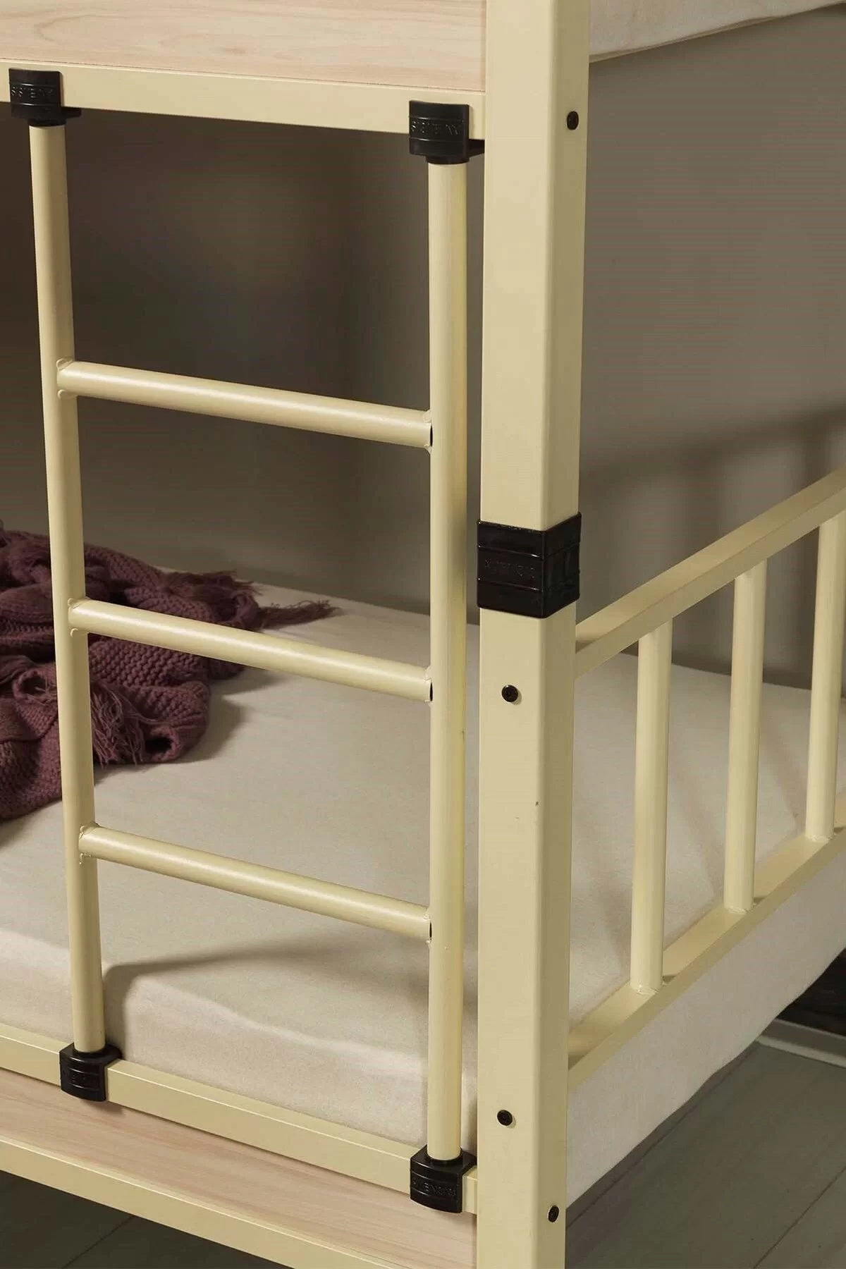 Picture of Yurt Genç Çocuk Odası Metal Ranza Ve Karyola 90x190