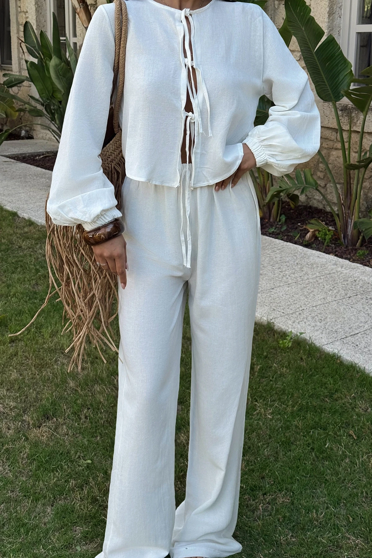 Picture of White Marlo Linen Suit