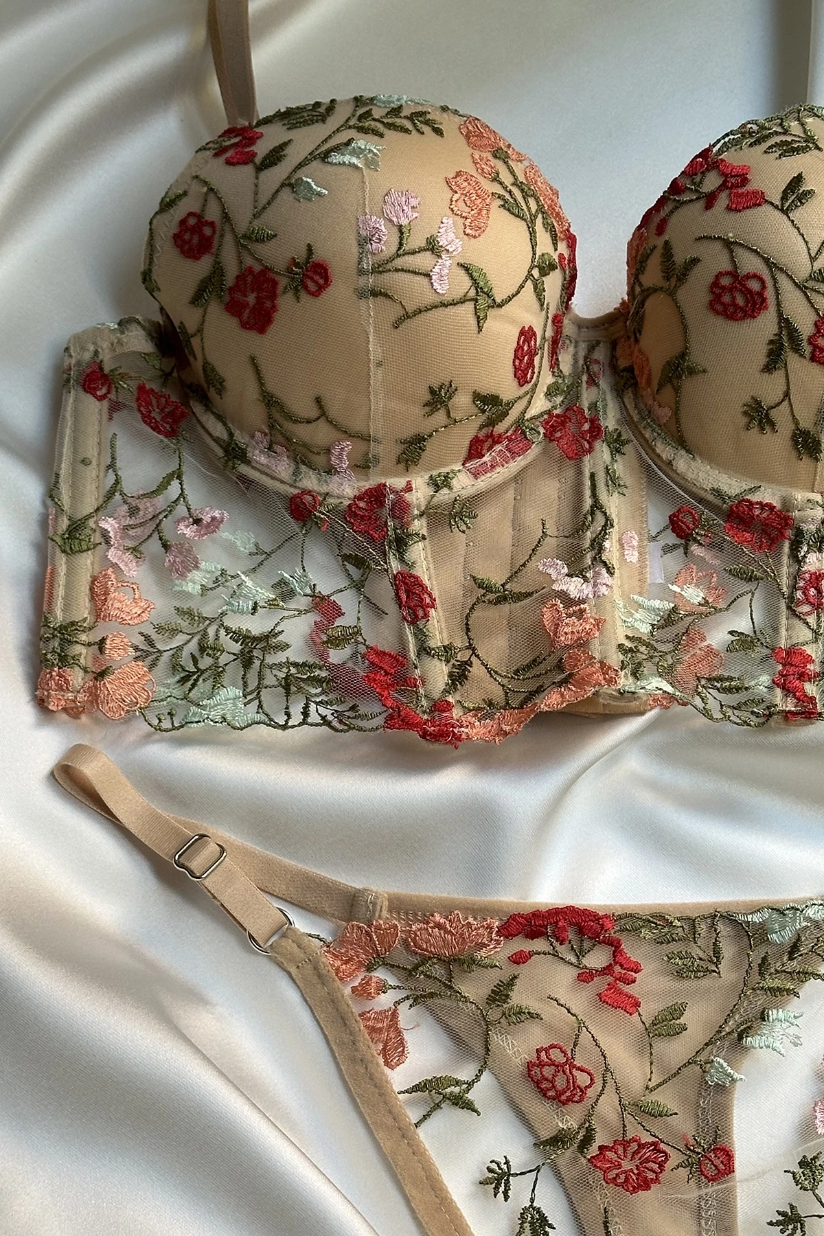 Picture of Beige Flower Detail Underwear