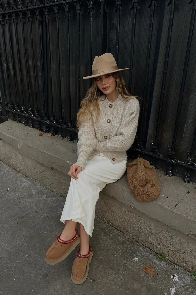 Picture of White Long Skirt