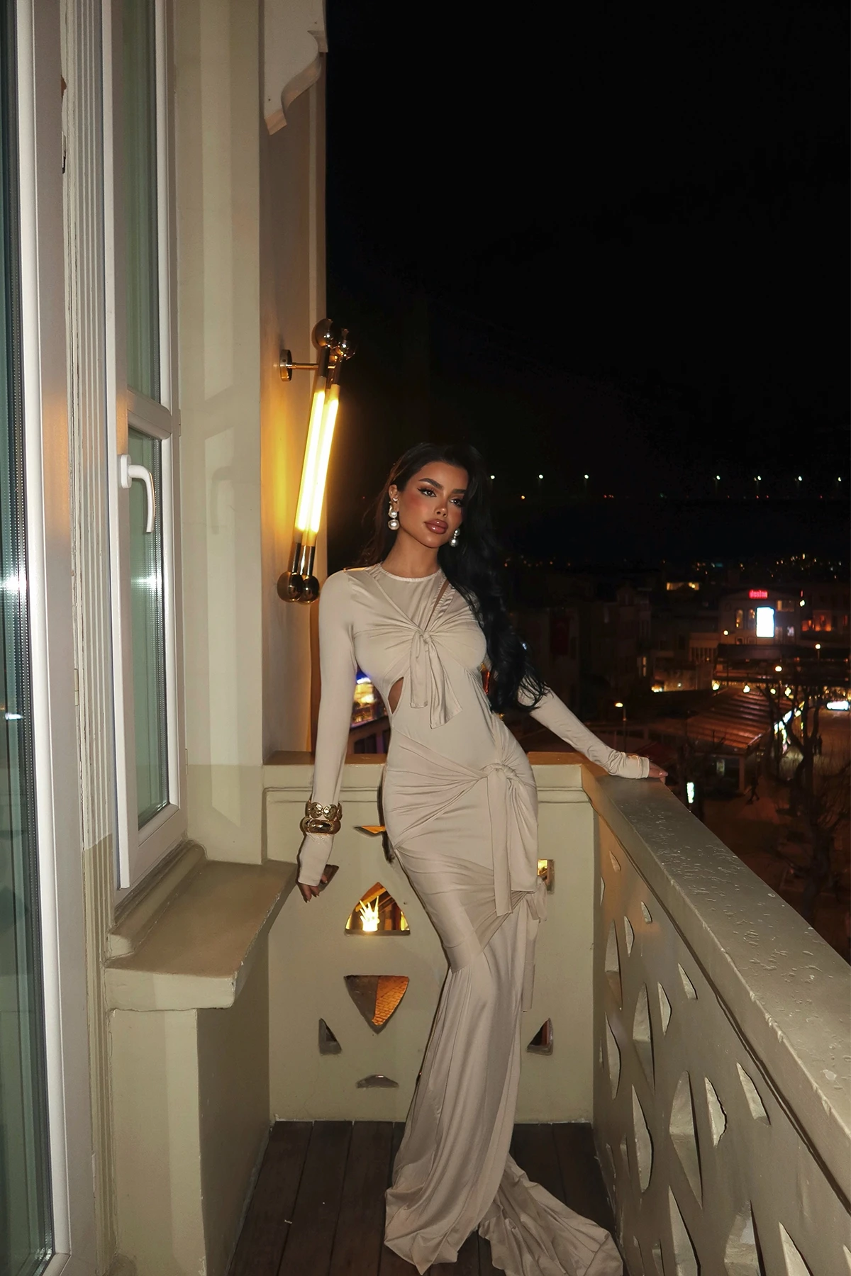 Picture of Cream Window Detail Long Dress