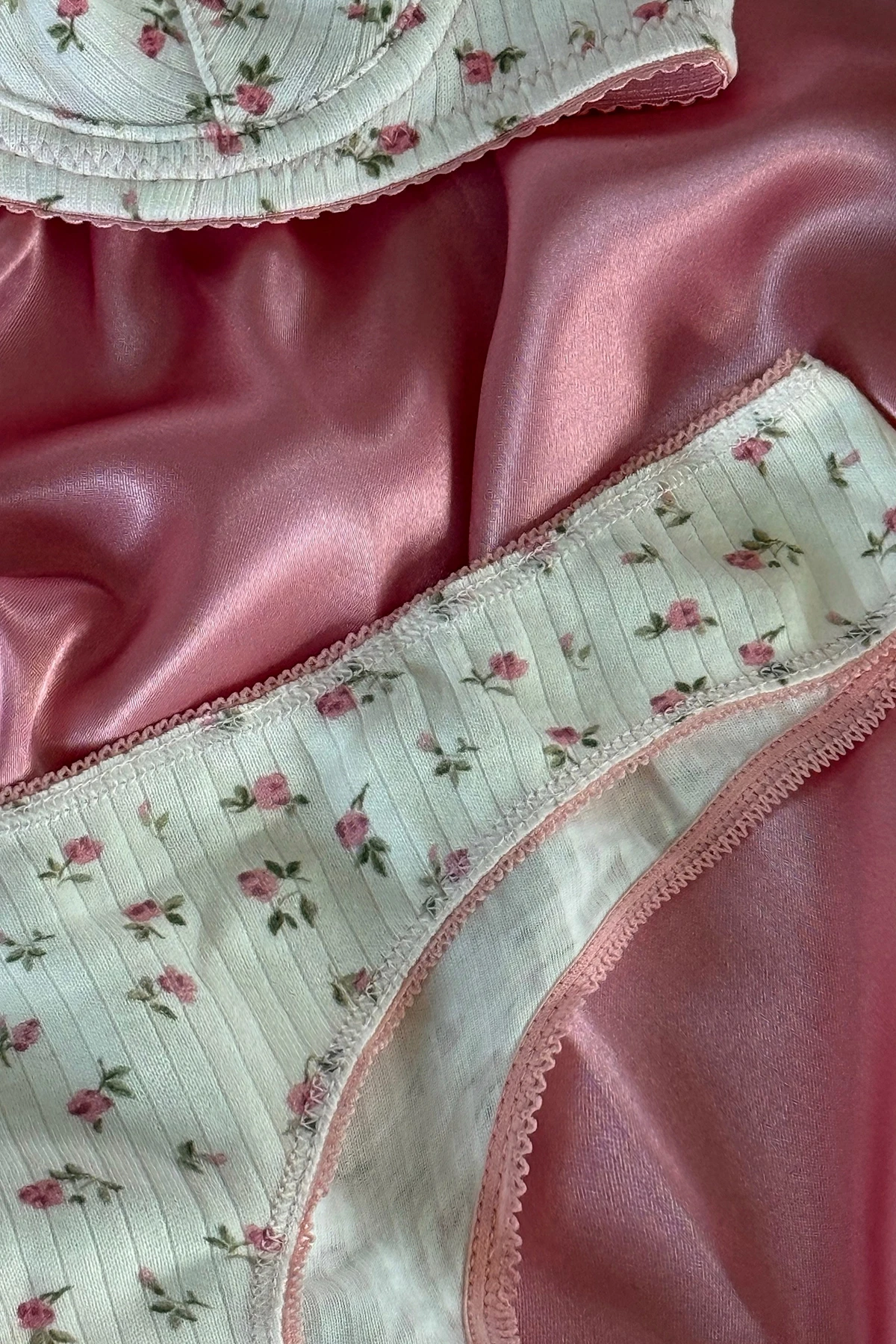 Picture of Pink Flower Pattern Underwear