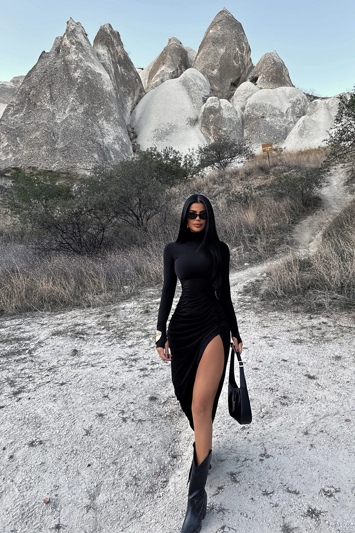 Picture of Black Long Sleeve Dress