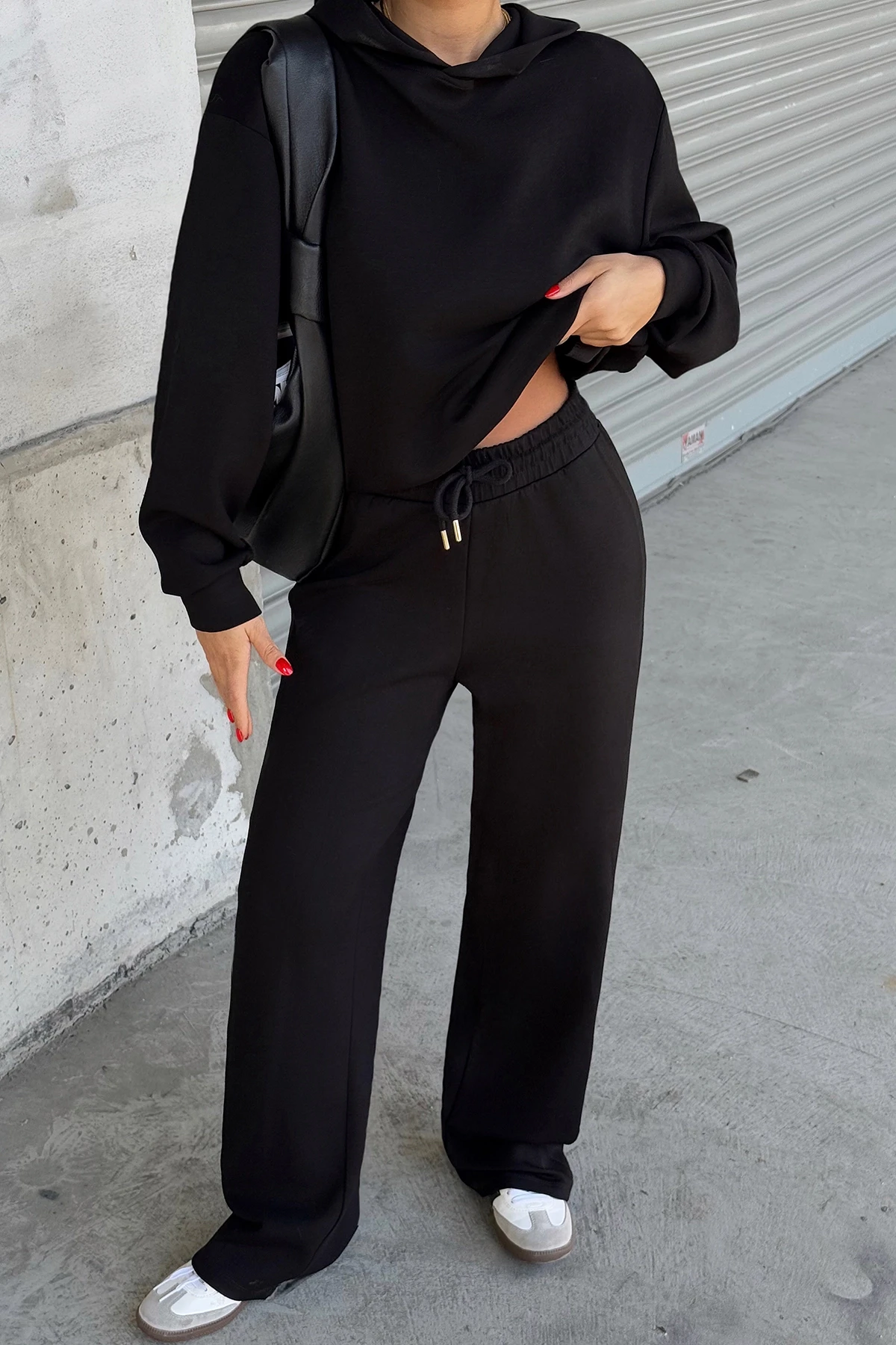 Picture of Black Agostina Set