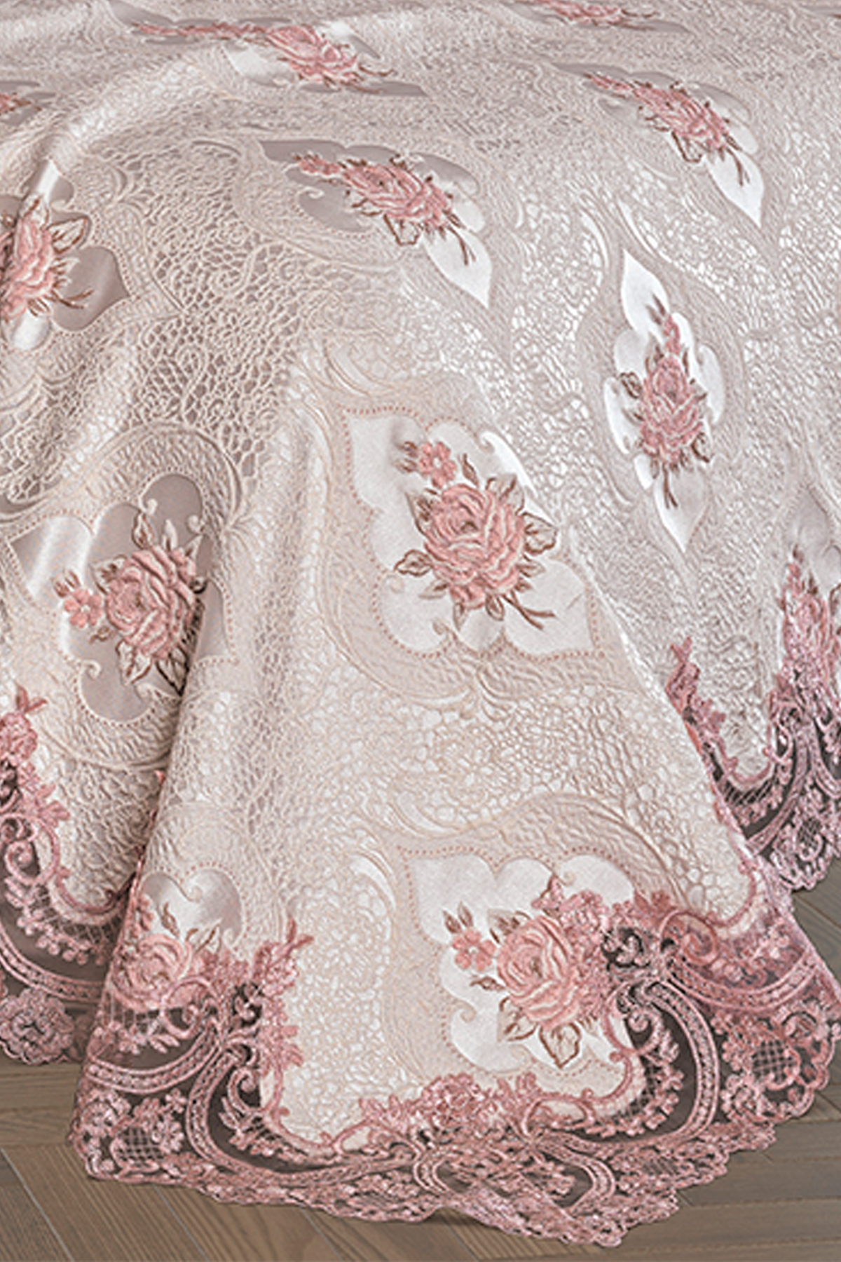 Picture of Fransız Güpürlü Eylül Pike Takımı Pudra