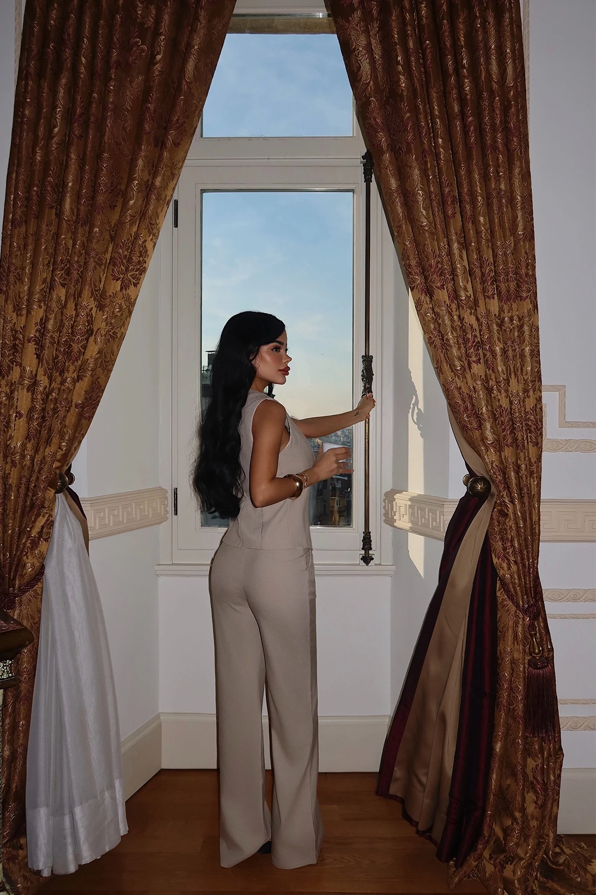 Picture of Cream Marly Suit