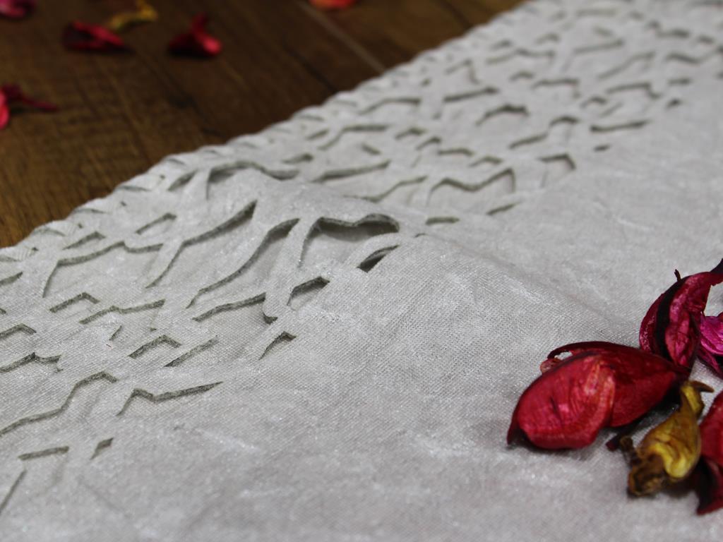 Picture of Çeyiz Diyarı Selçuklu Kadife Çift Kat Runner Bej