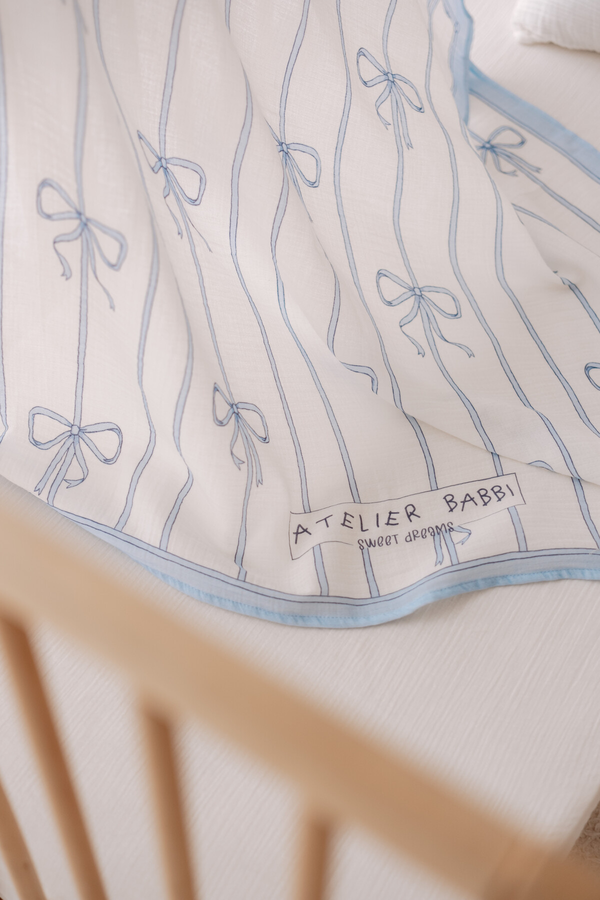 Picture of Çift Katlı Müslin Bebek Örtüsü - Kurdele / Mavi