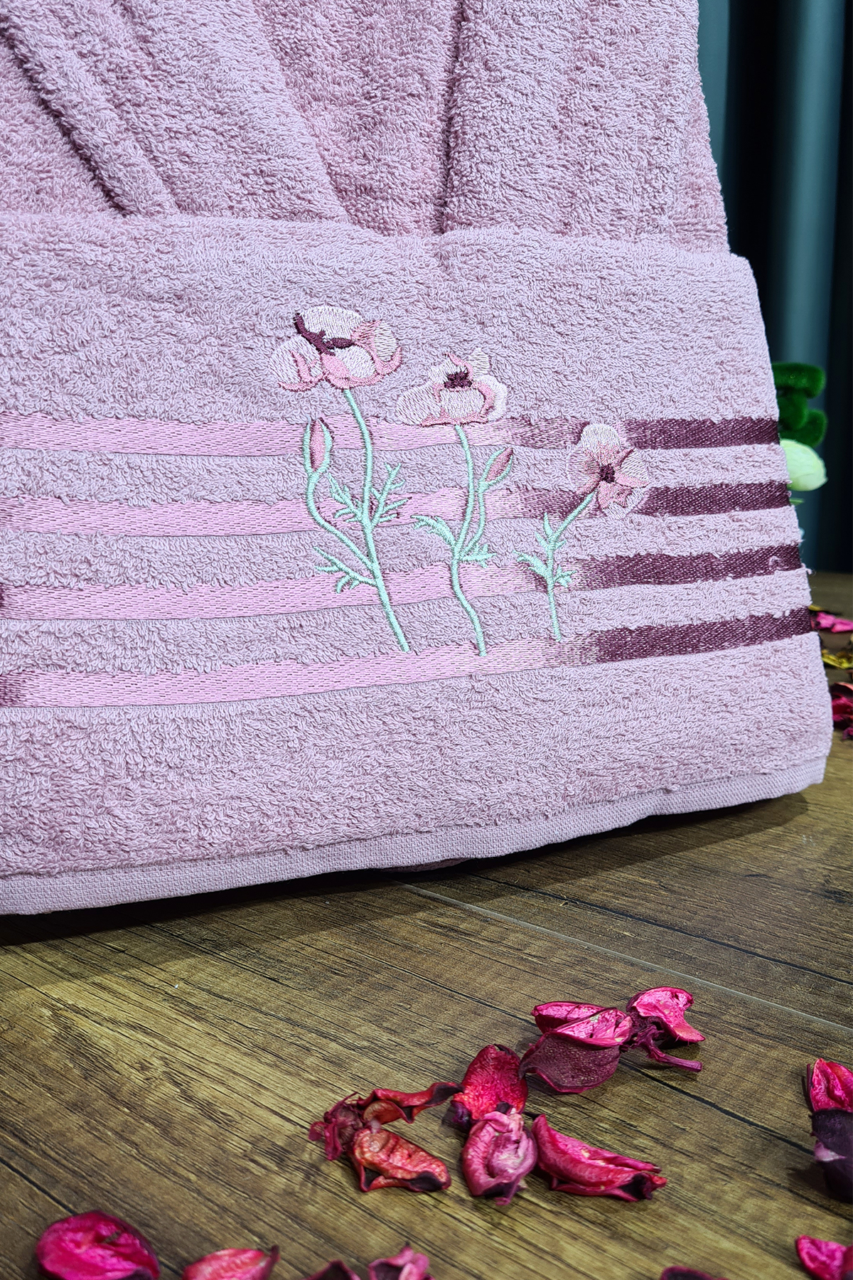 Picture of Çiçek Bayan Bornoz Seti Gül Kurusu