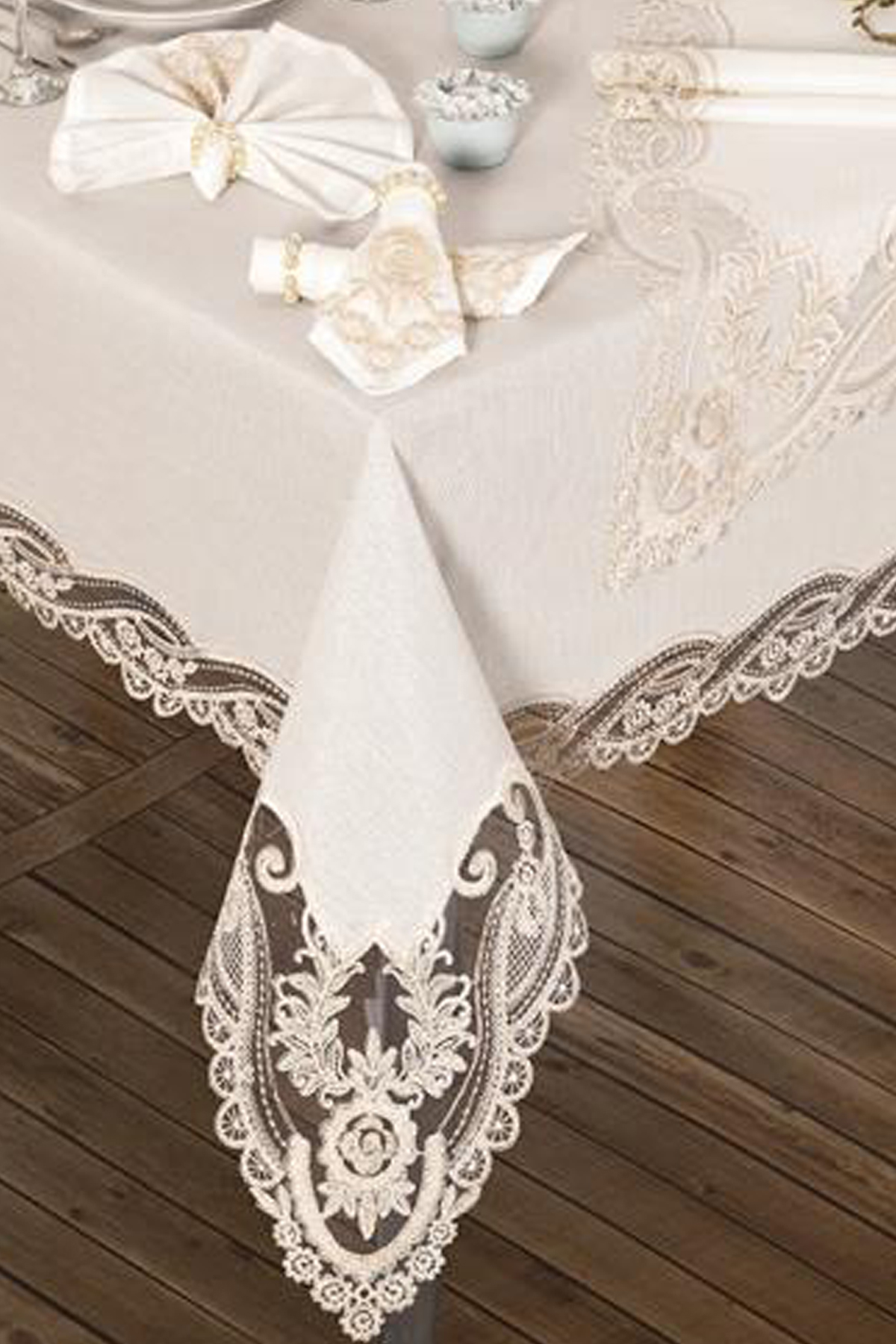 Picture of İhtişam Masa Örtüsü 160x260 Cm 26 Parça Krem