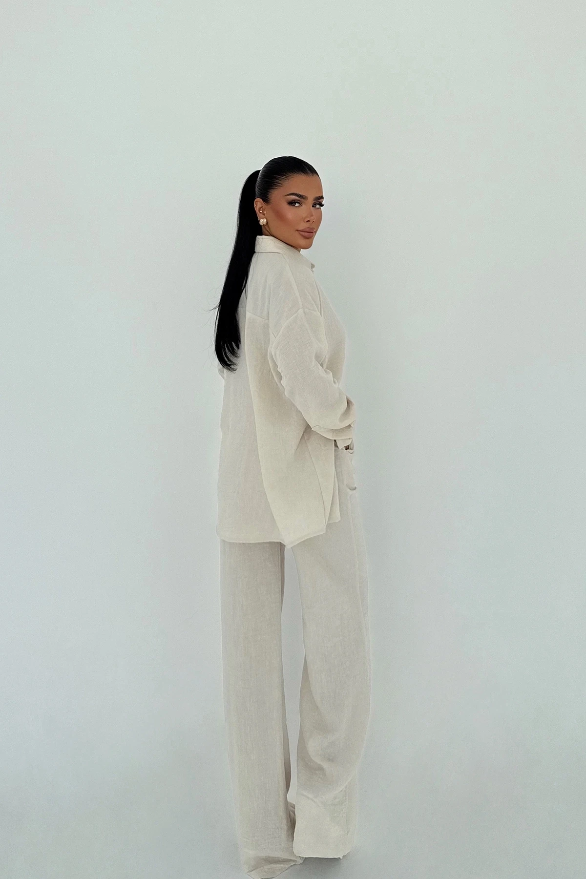 Picture of Cream Pocket Detail Trouser Suit