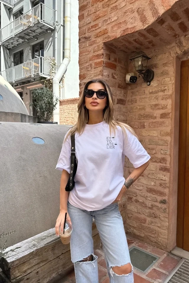 Picture of White Oversize Printed T-Shirt