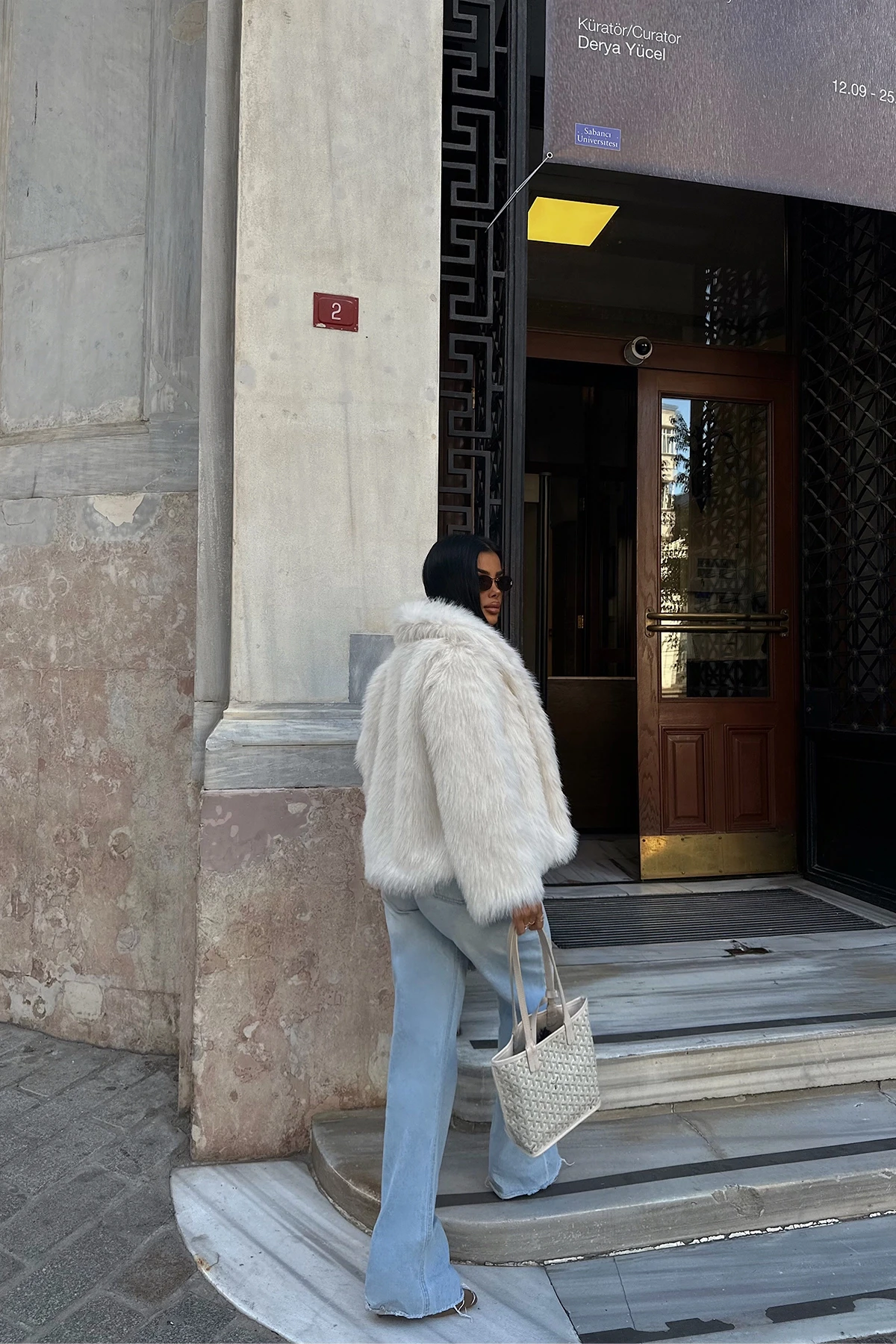 Picture of White Short Fur