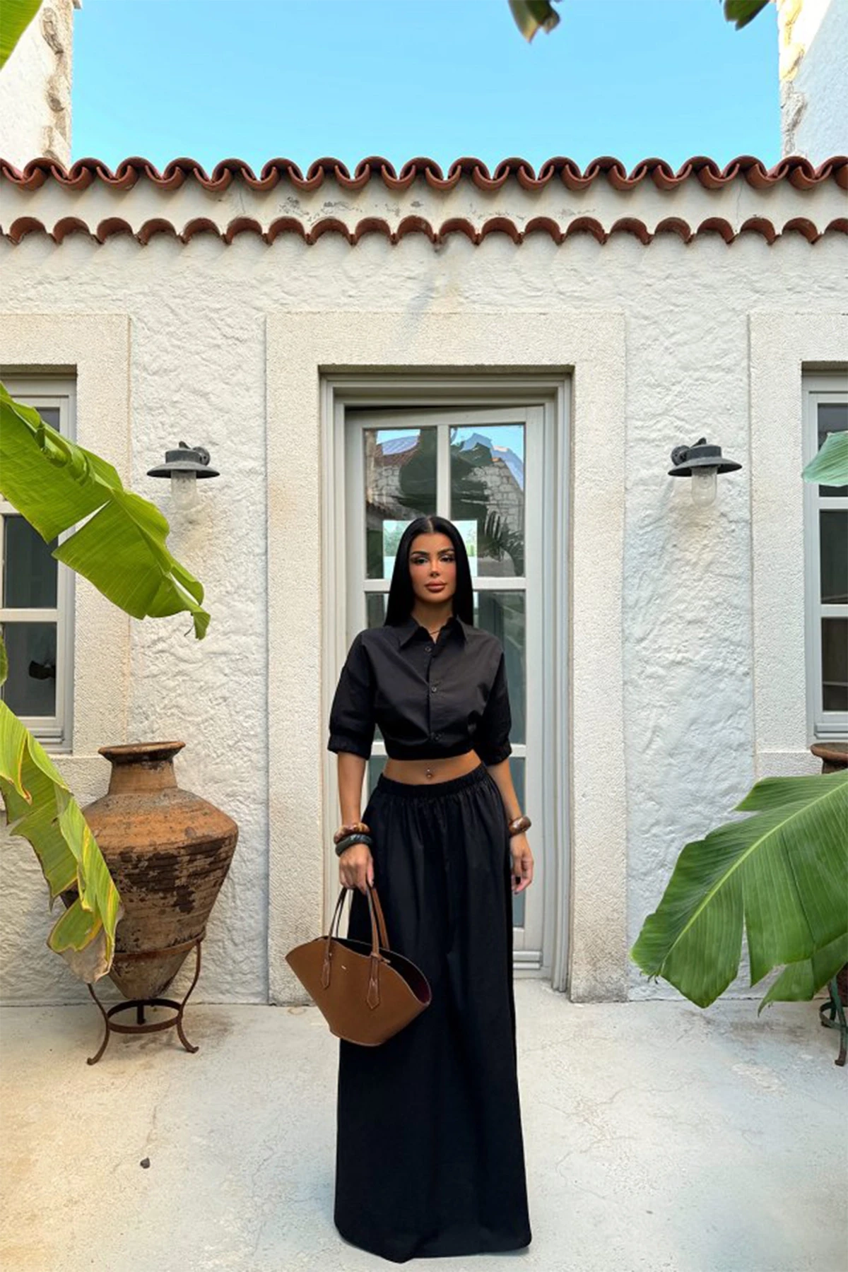 Picture of Black Skirt Suit