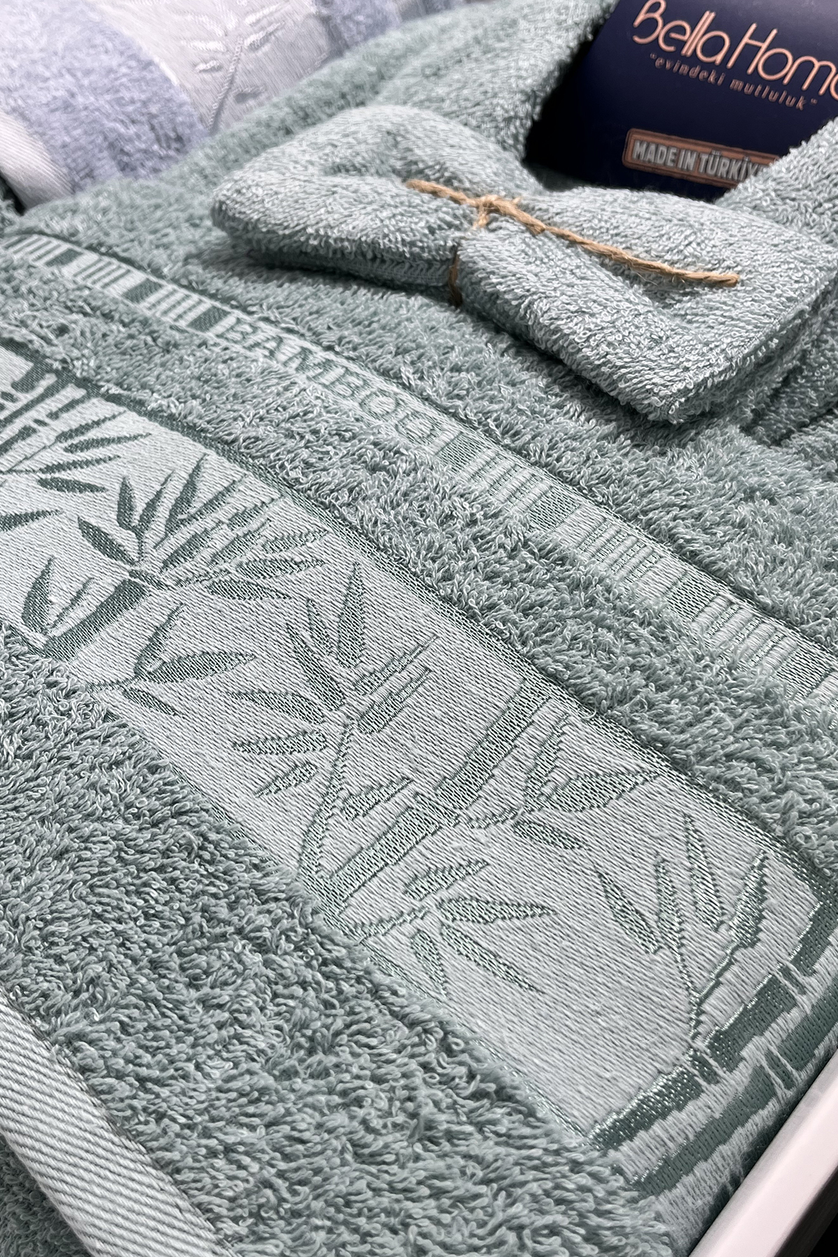 Picture of Elmas Bambu 10 Parça Aile Bornoz Takımı Mavi Mint