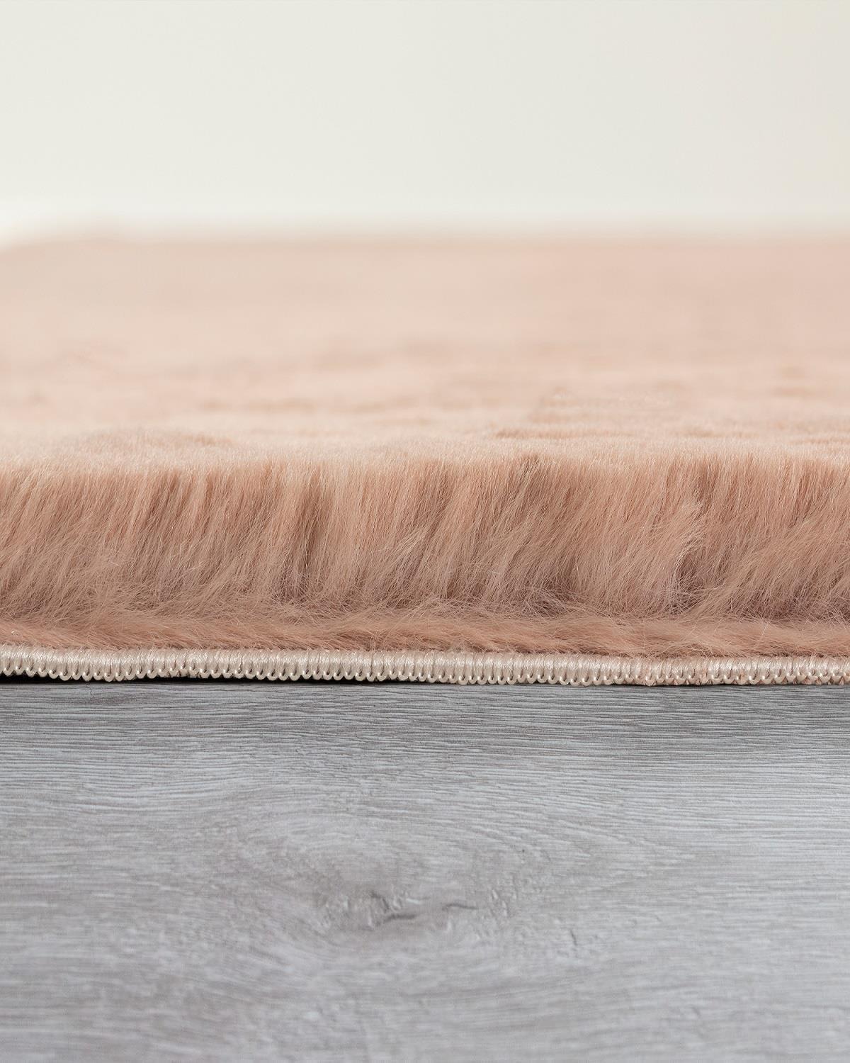 Picture of Jassrug Fuzzy Tavşan Tüyü Kürk Halı 160x220 Pudra