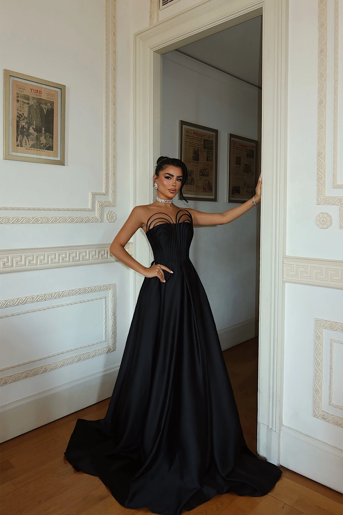 Picture of Black Strapless Long Evening Dress