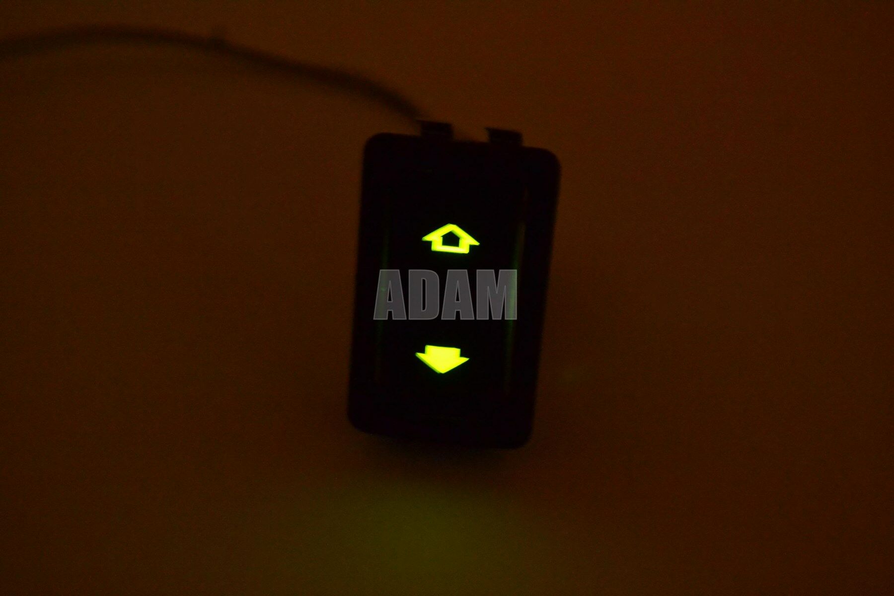 Picture of Cam Düğmesi Anahtarı Üniversal 6 Fiş Işıklı Oklu Çerçeveli