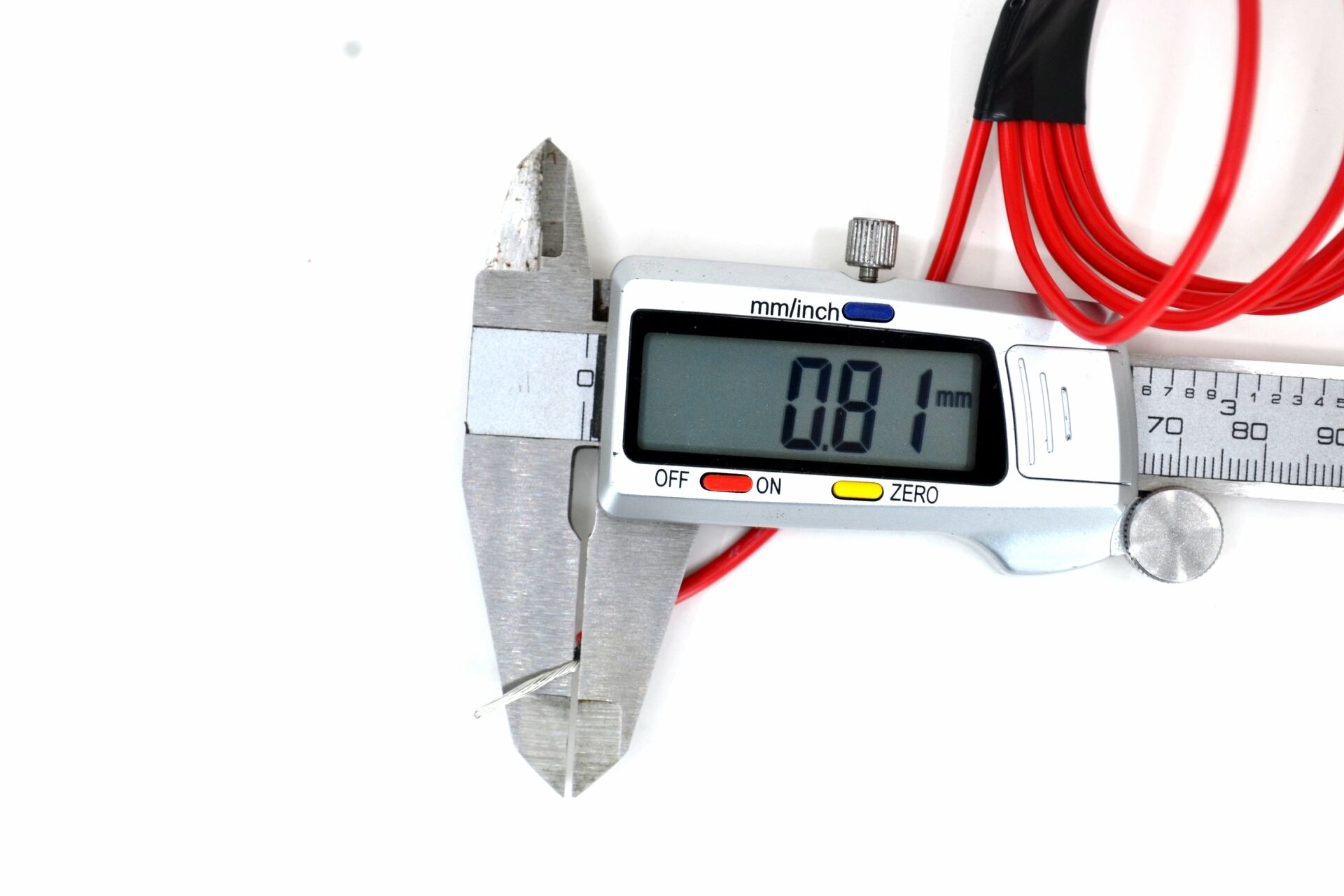 Picture of 0,75mm² Kırmızı Bakır Kablo Kalaylı Nyaf Marine