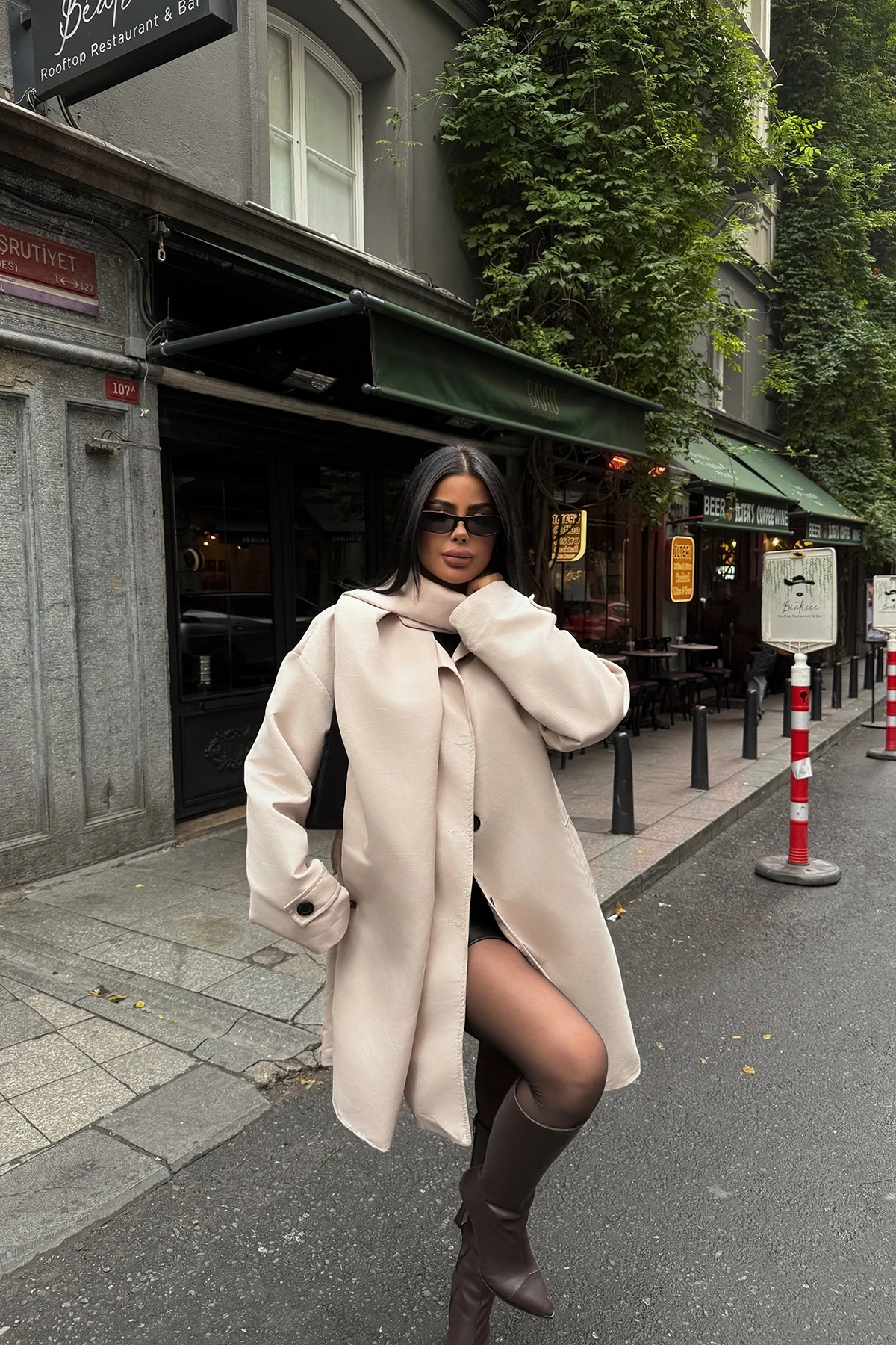 Picture of Cream Front Buttoned Belt Detail Trench Coat