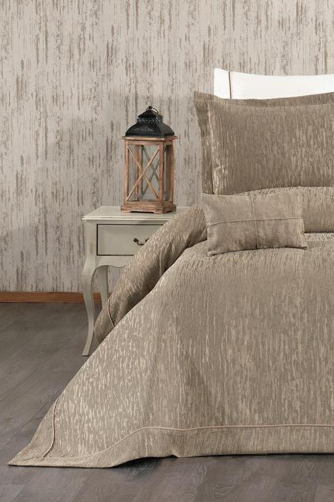 Picture of Derin 7 Parça İpek Kadife Şönil Pike Takımı Vizon