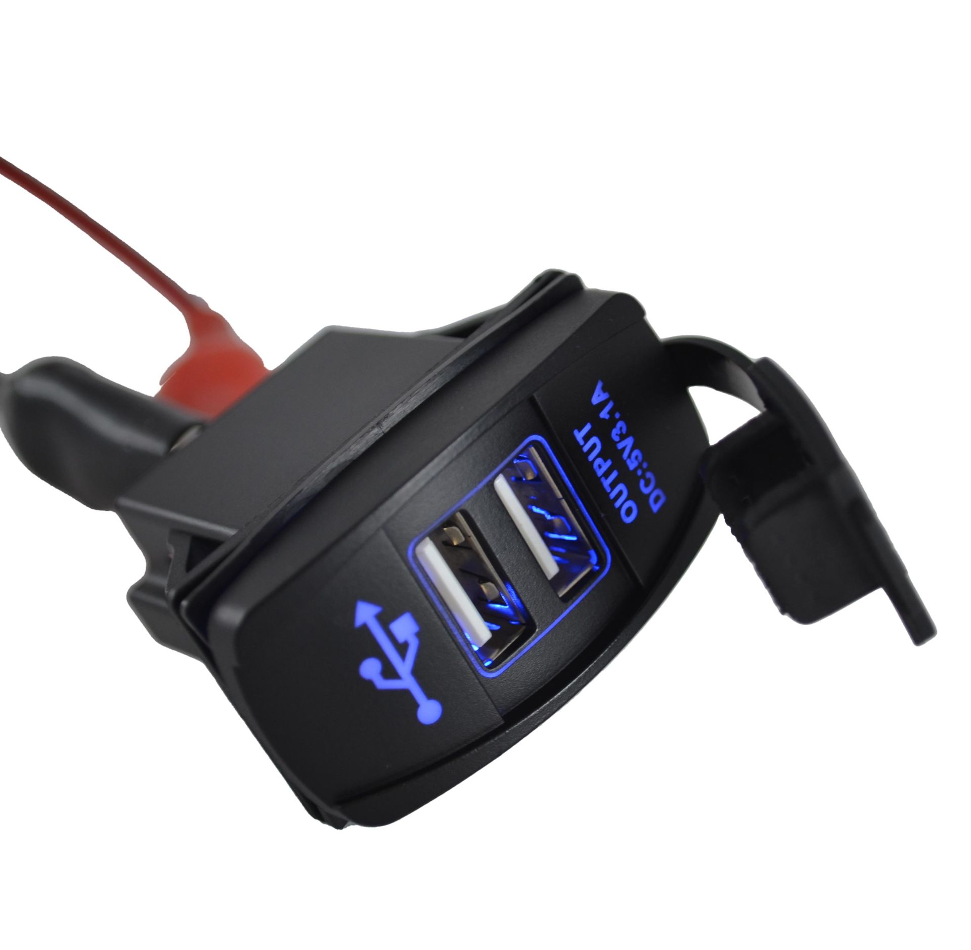 Picture of 12V 24V DC USB 3,1A Şarj Port Dikdörtgen Mavi Işık MT-UM03