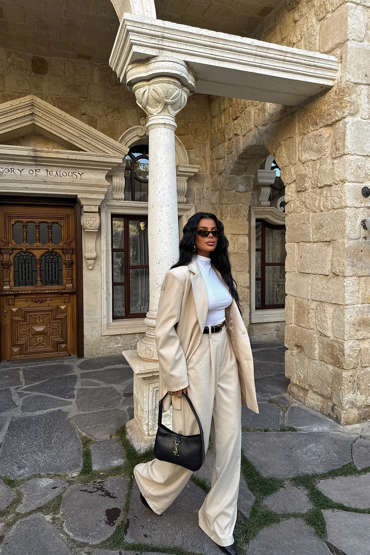 Picture of Cream Double Breasted Collar Trousers Suit