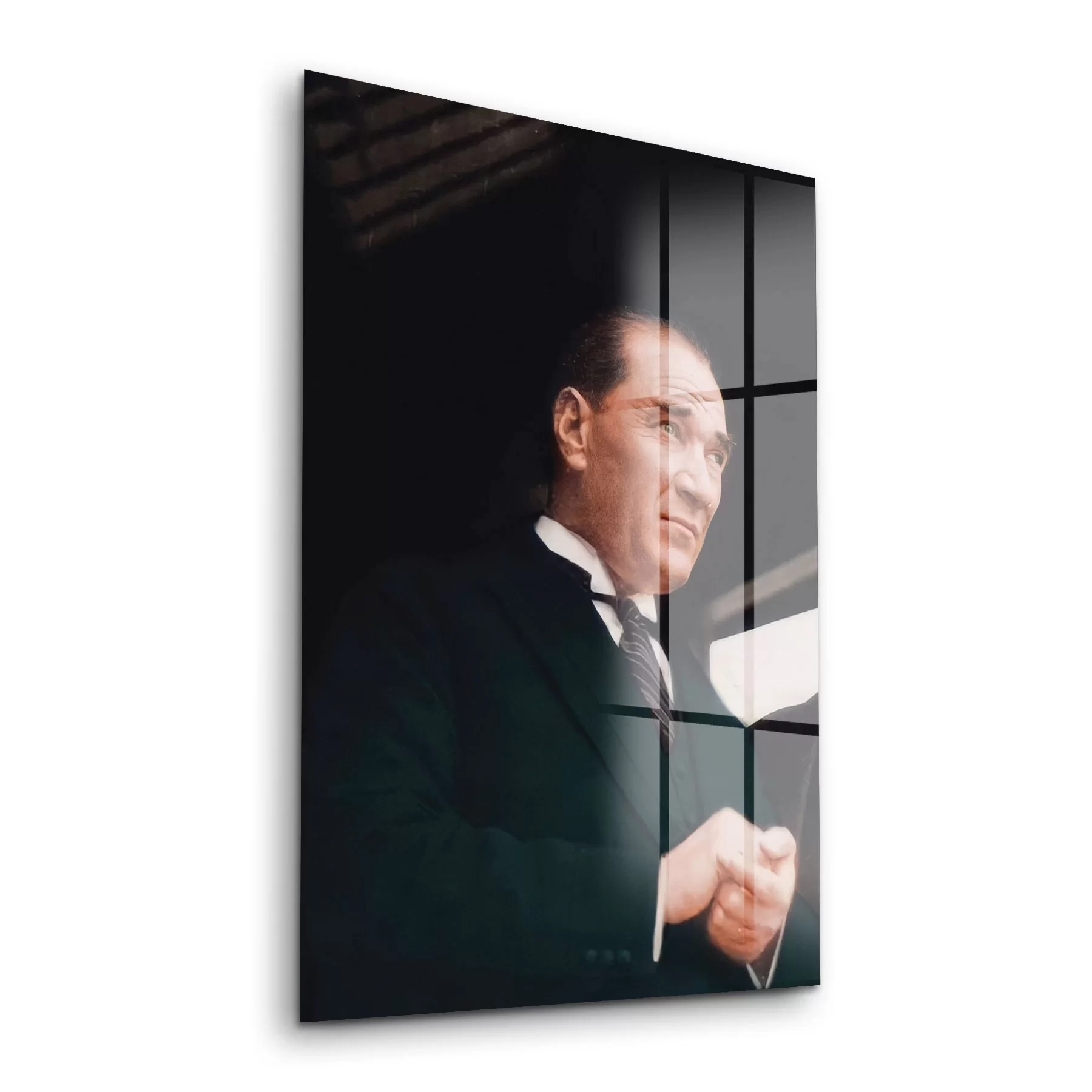 Picture of Decovetro Cam Tablo Atatürk Takım Elbiseli 70x100 cm