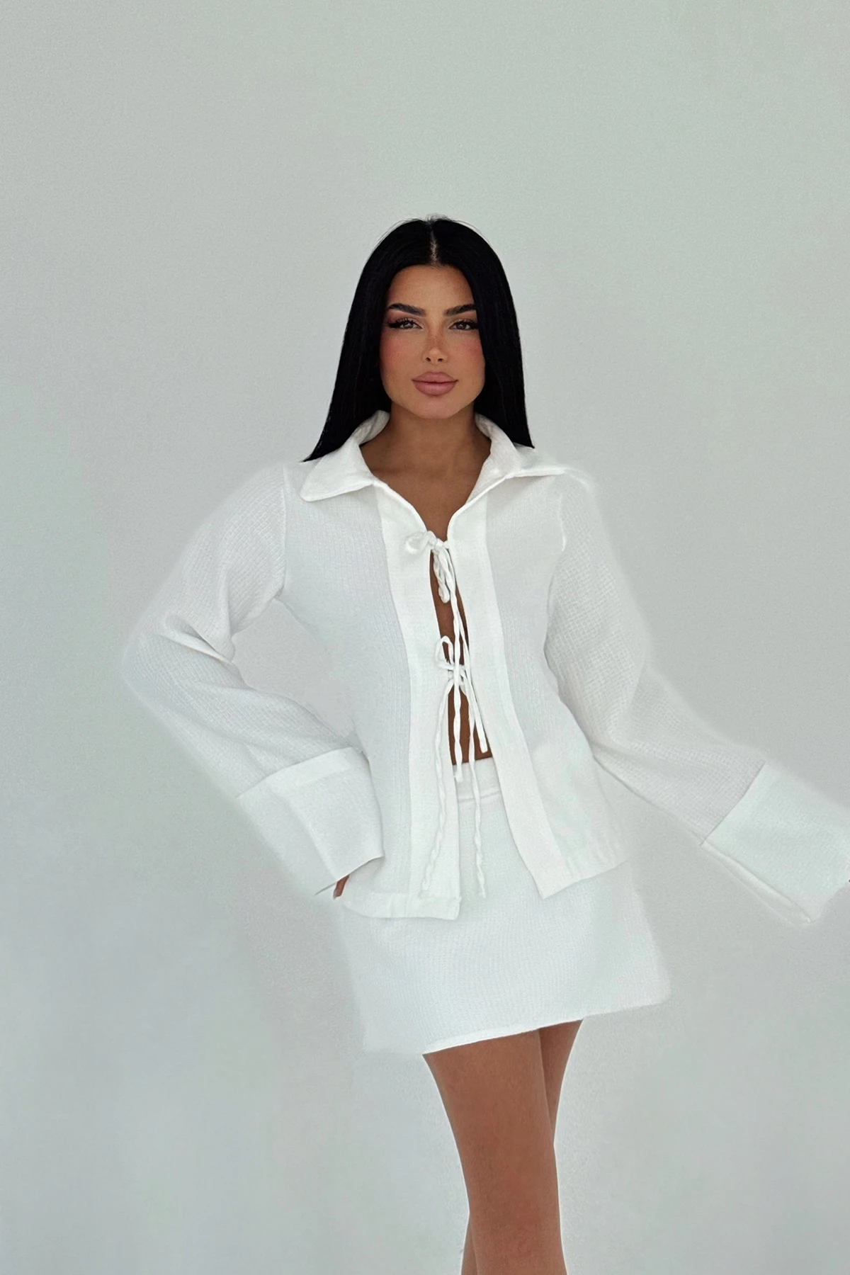 Picture of White Anessa Set