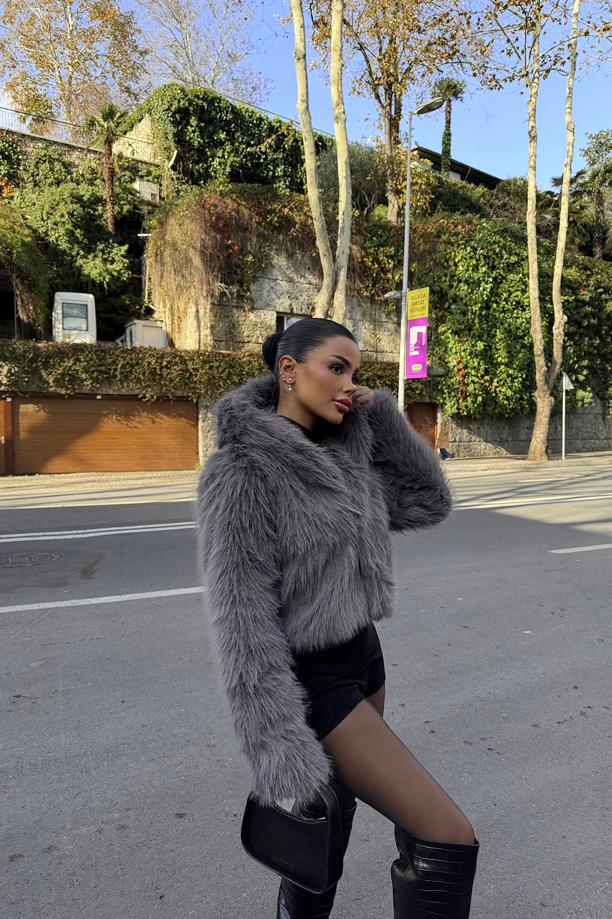 Picture of Anthracite Hooded Fur