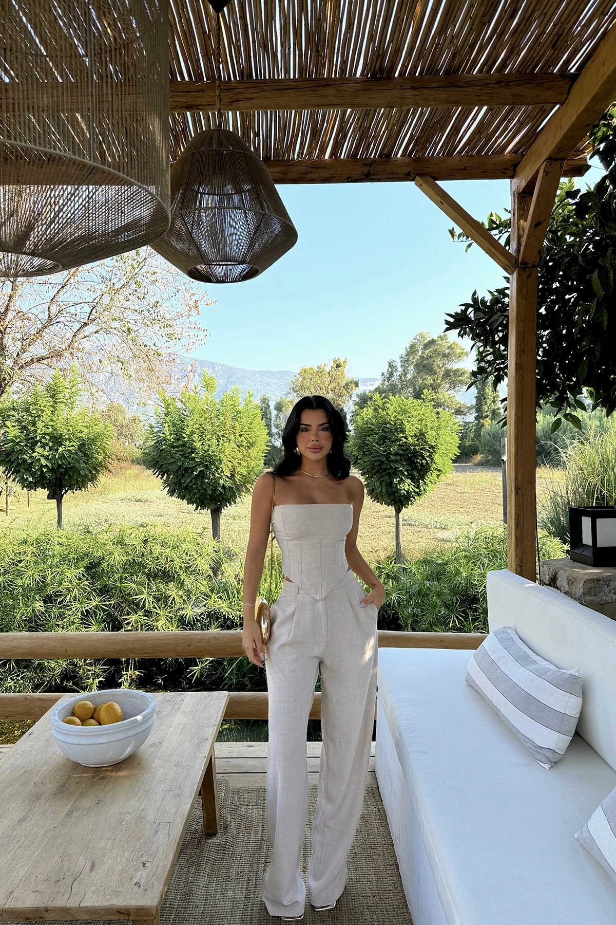 Picture of Cream Adonia Set