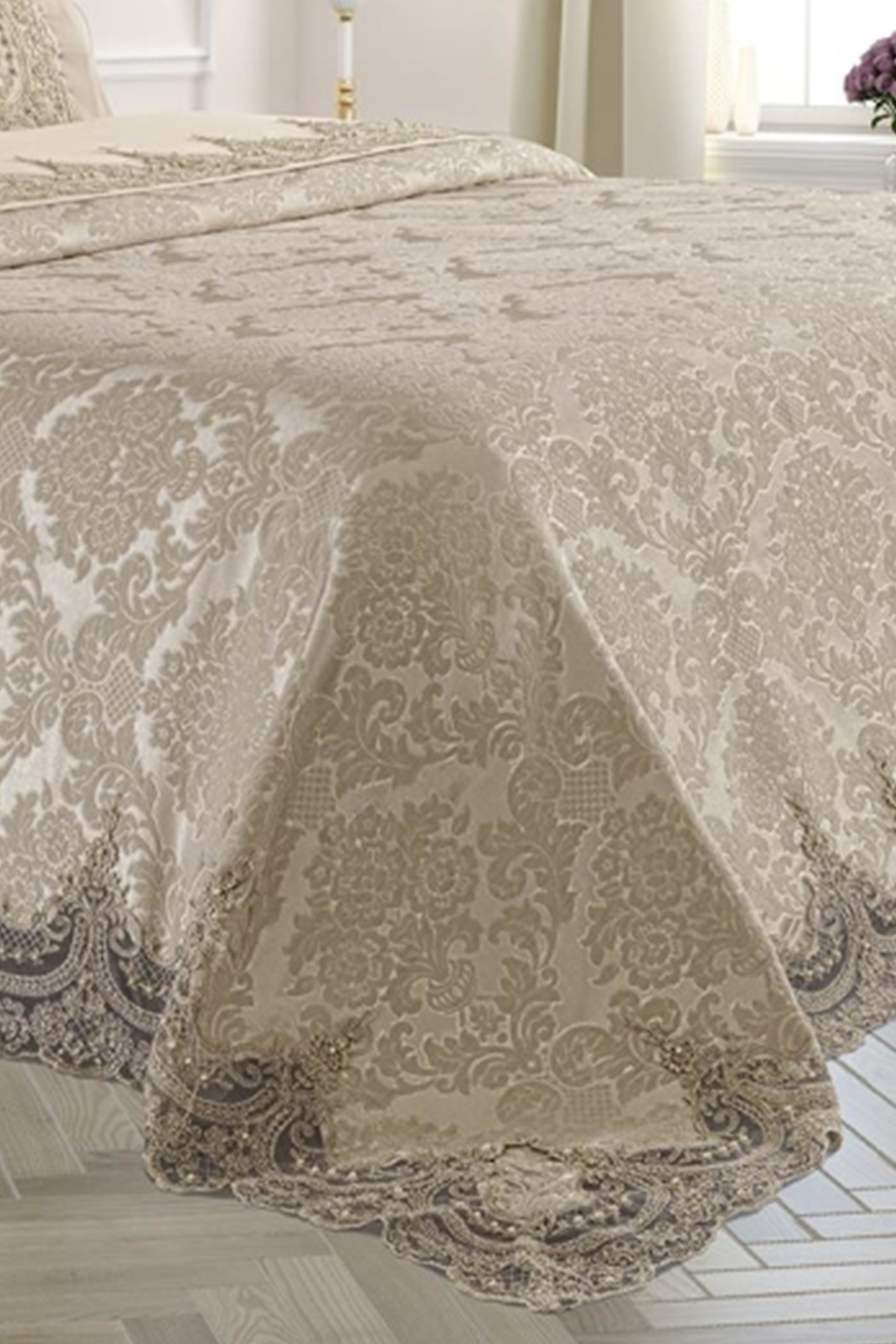 Picture of Fransız Güpürlü Çeyizlik Pike Takımı Arus Bej