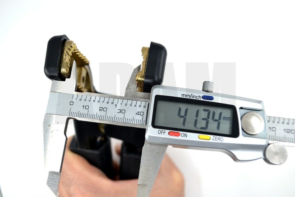 Picture of Siyah Akü Takviye Pensesi 850A Maşa Tam İzolasyon Ağır Hizmet Döküm