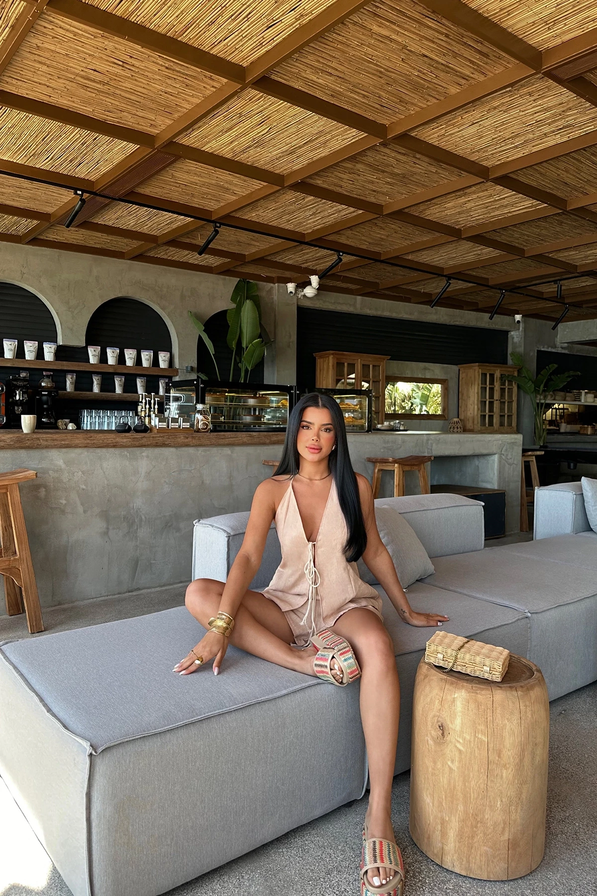 Picture of Beige Candida Linen Set