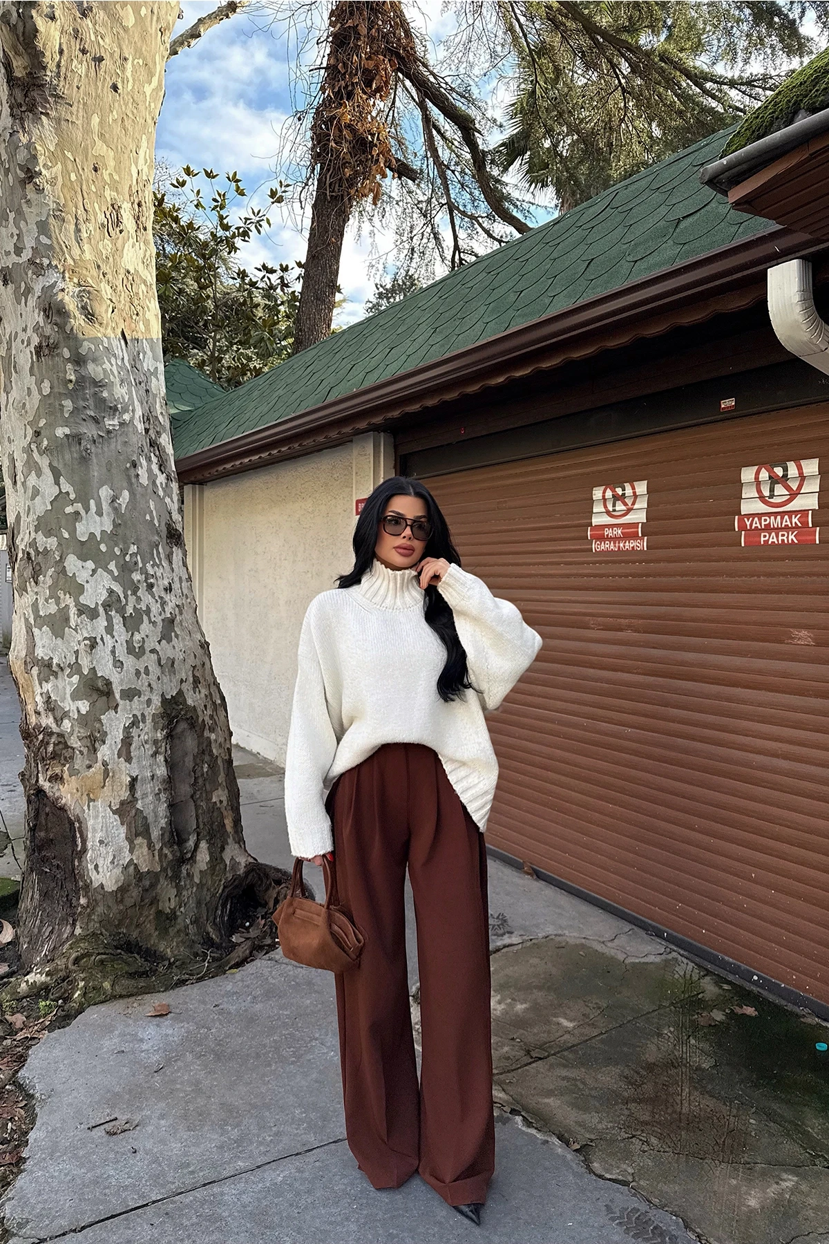 Picture of Brown High Waist Pants