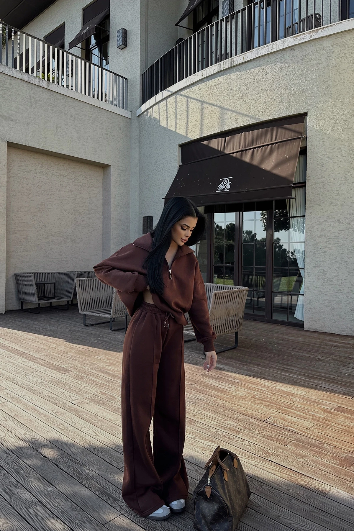 Picture of Brown Zipper Detail Suit