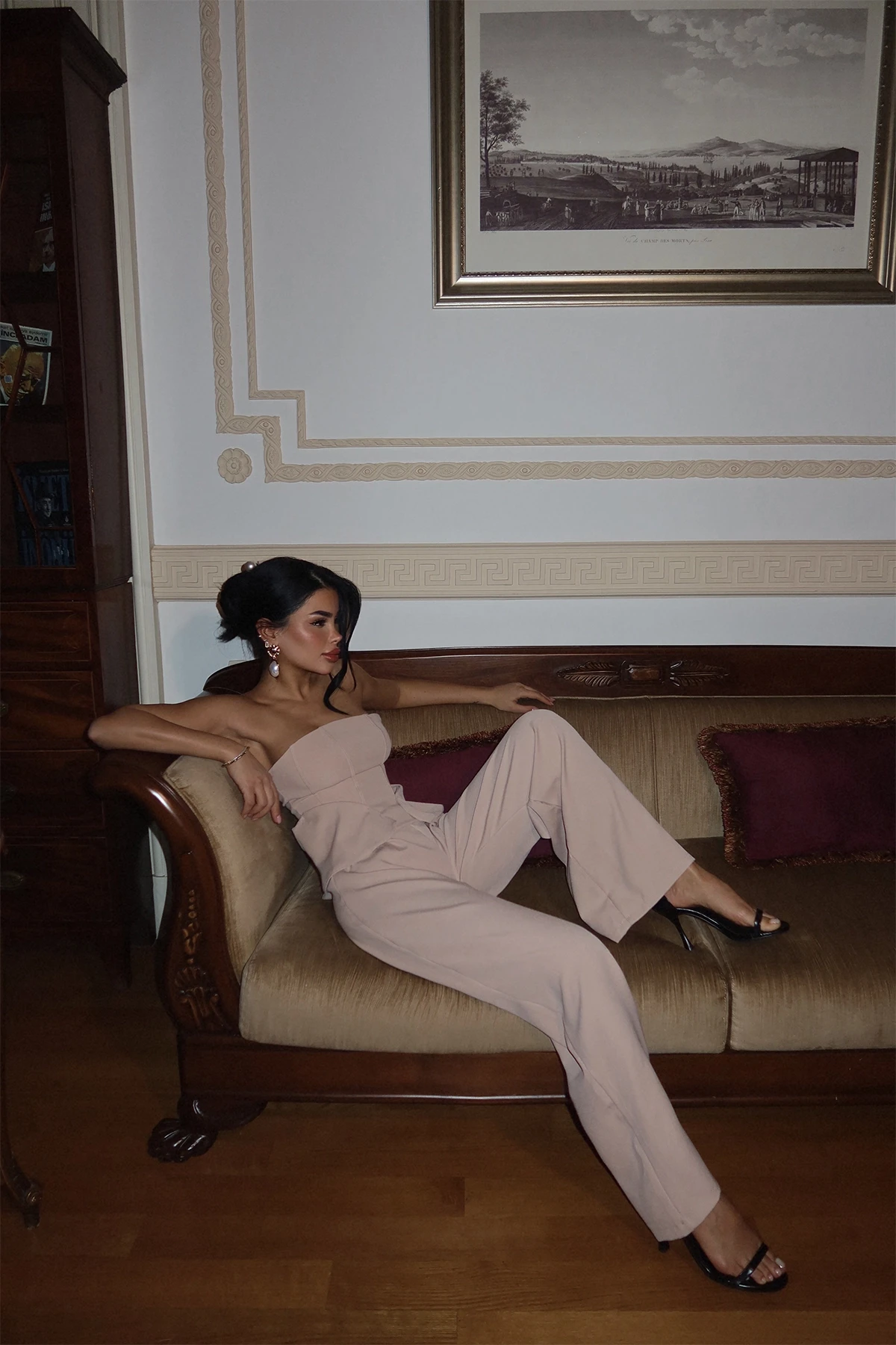 Picture of Cream Johanna Set