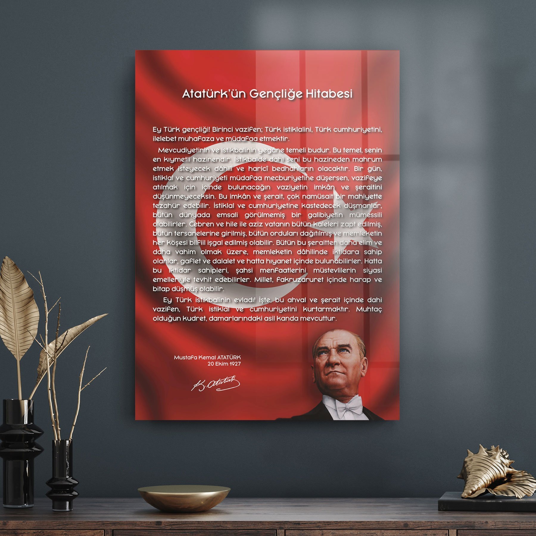 Picture of Decovetro Bayraklı Gençliğe Hitabe Cam Tablo 30x40 cm